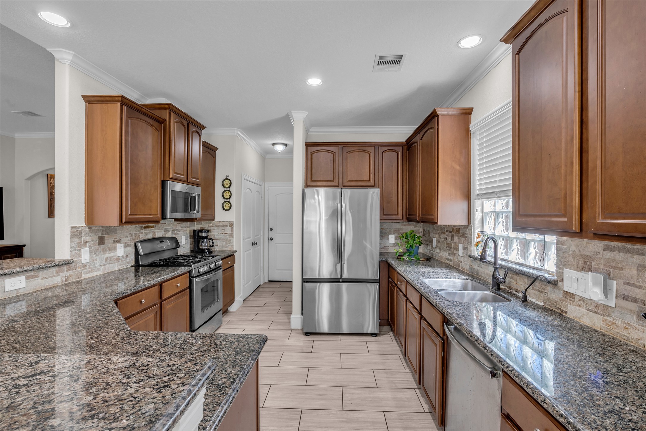 3614 Verona Property Photo 6