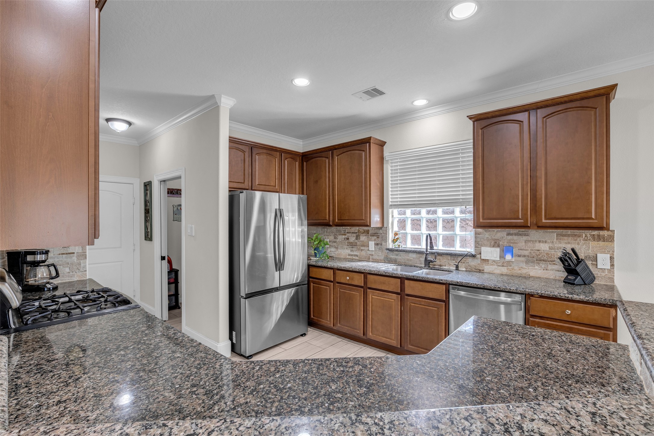3614 Verona Property Photo 8