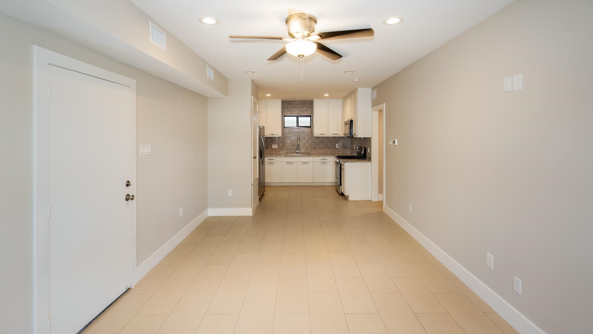 1301 Diez Street D Property Photo 6