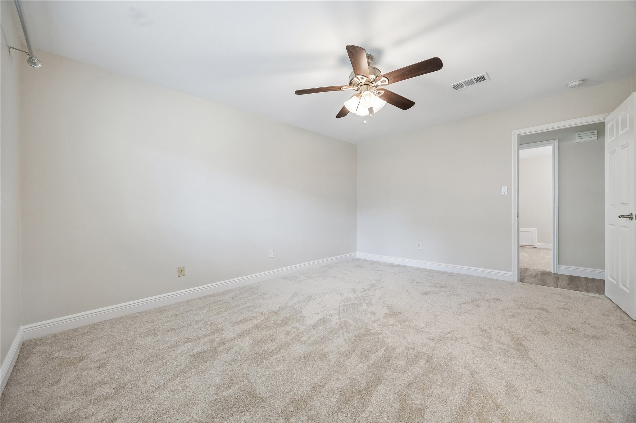 12427 Brandywyne Drive Property Photo 18