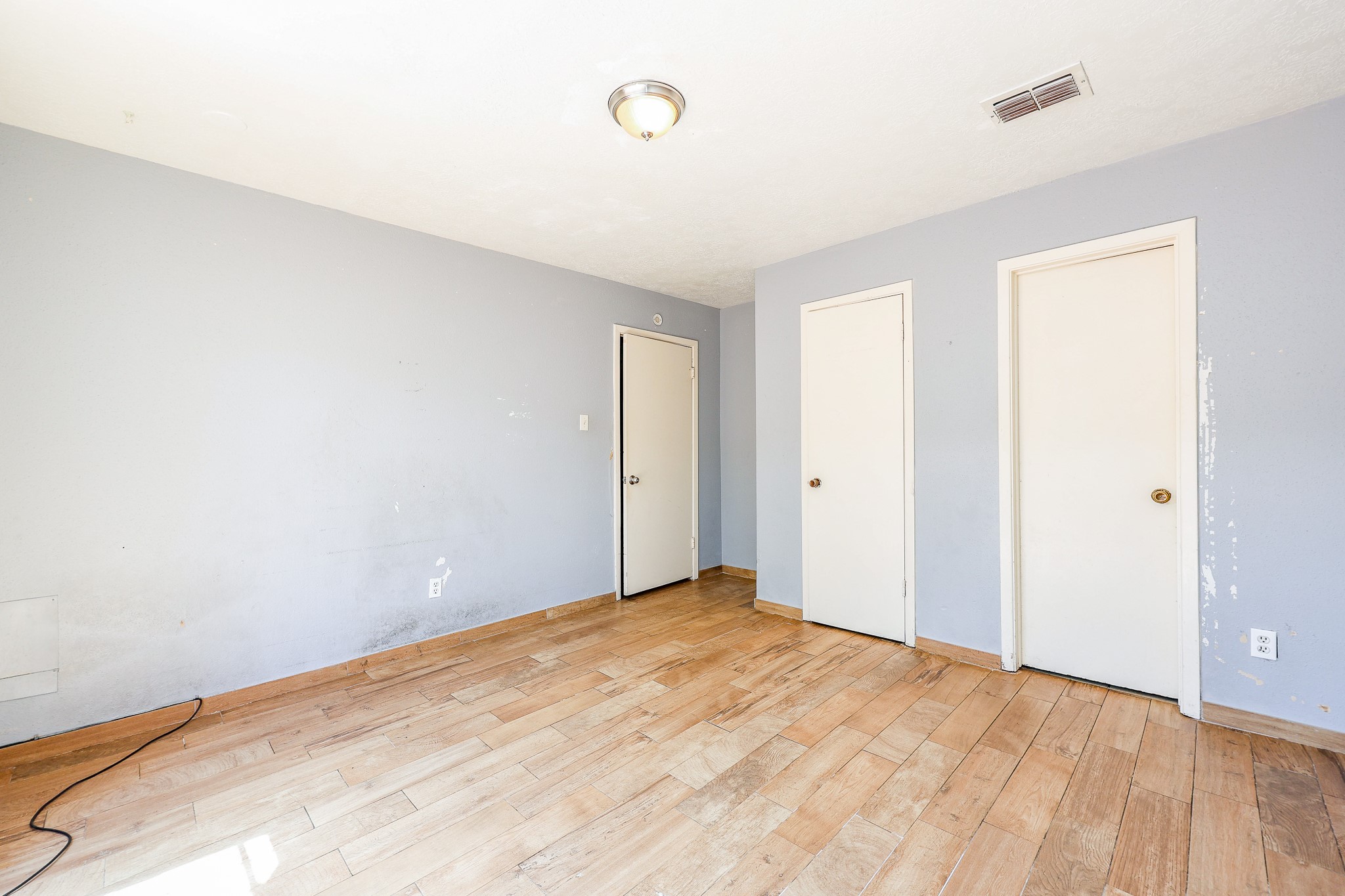 7047 Chasewood Drive Property Photo 13