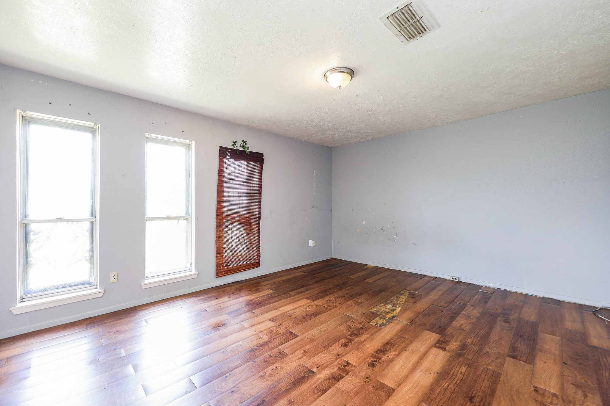 7047 Chasewood Drive Property Photo 15
