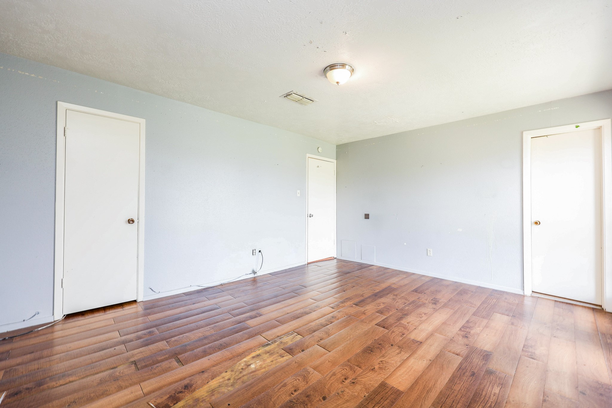 7047 Chasewood Drive Property Photo 16