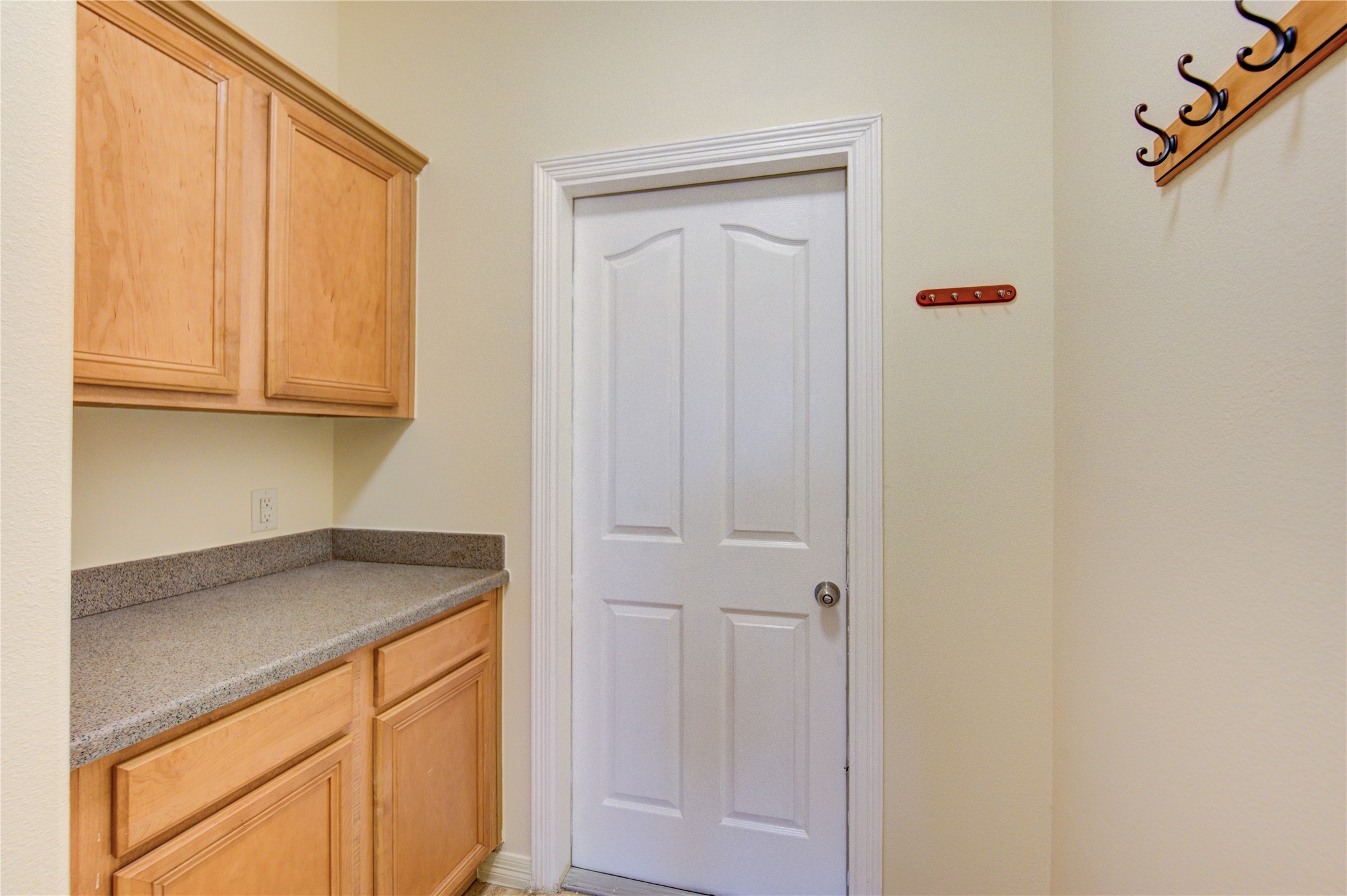 7611 S Linpar Court Property Photo 20