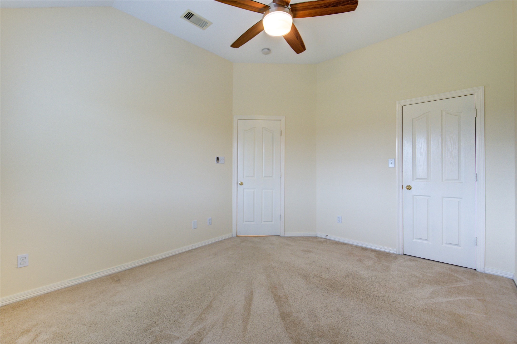 7611 S Linpar Court Property Photo 33