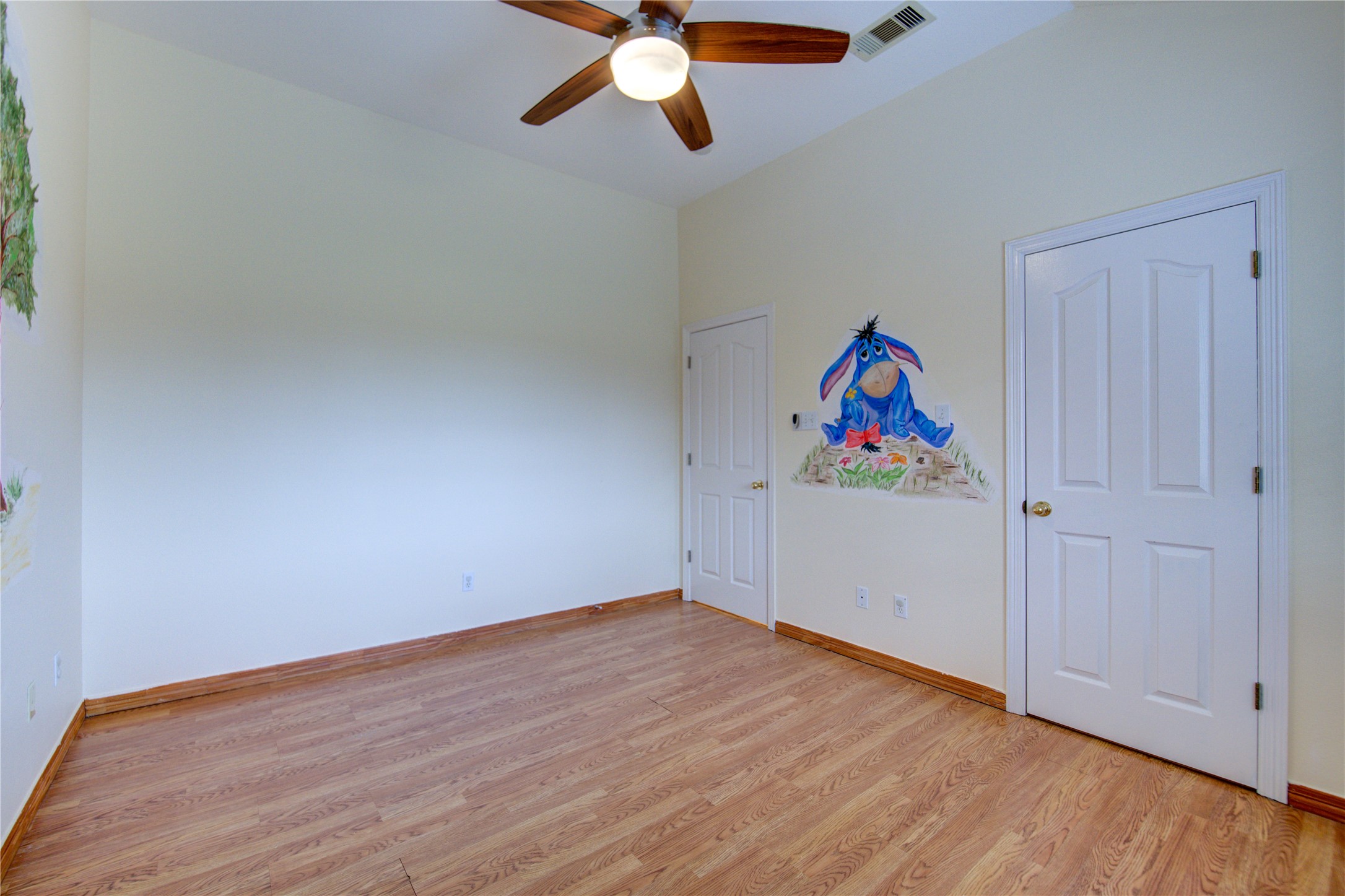 7611 S Linpar Court Property Photo 35