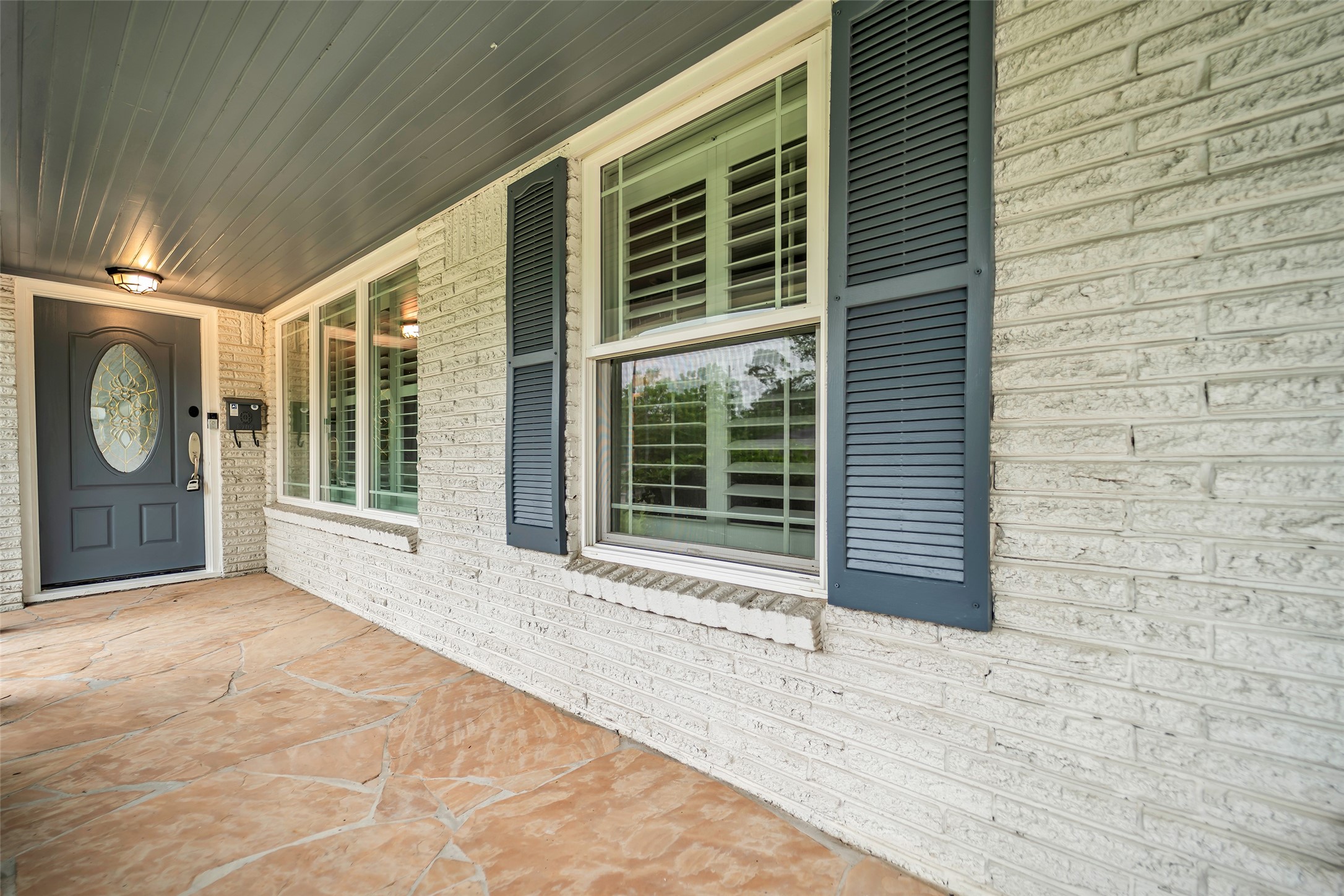 8702 Ilona Lane Property Photo 7