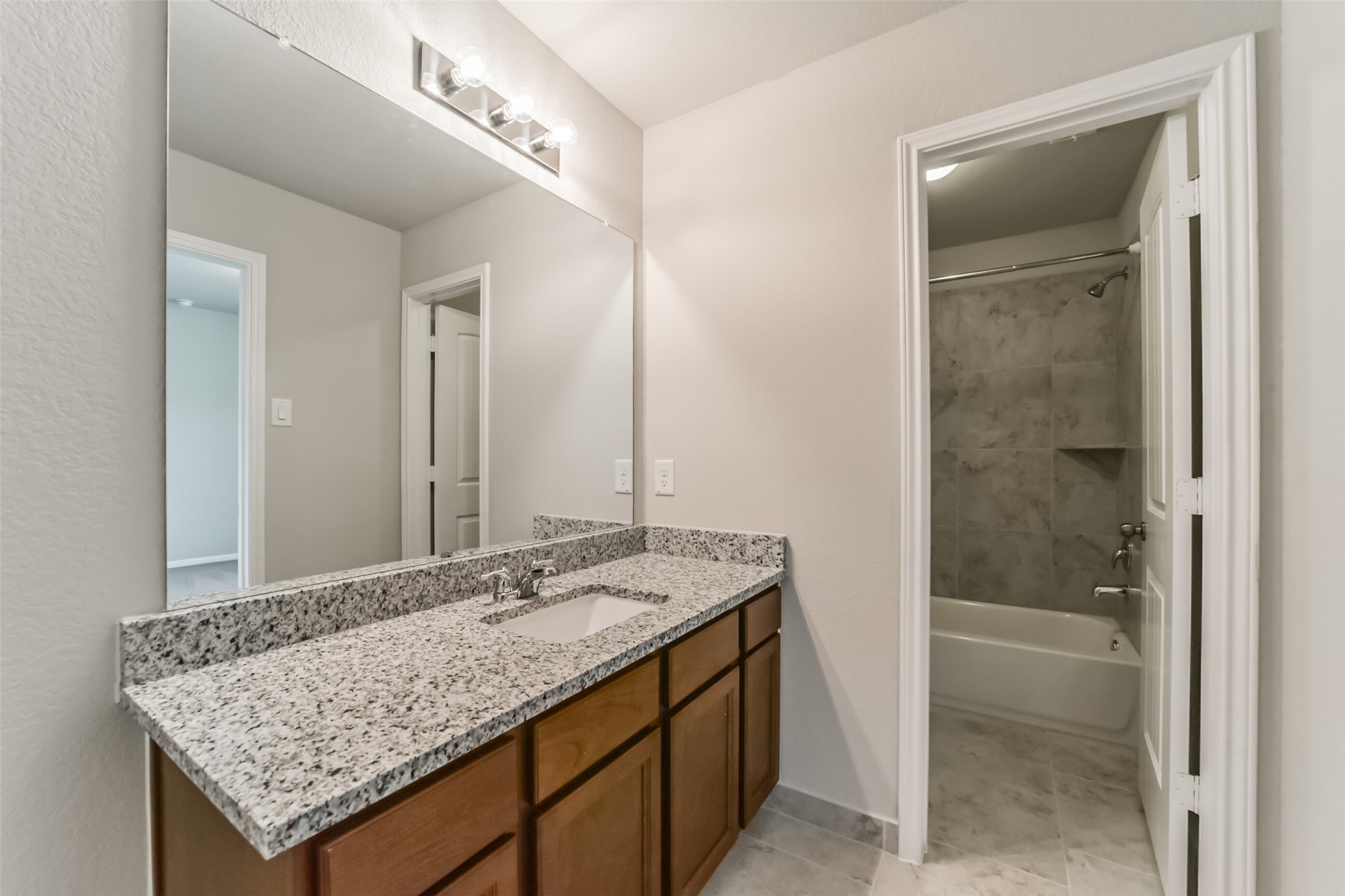 24019 Cannon Anello Court Property Photo 28