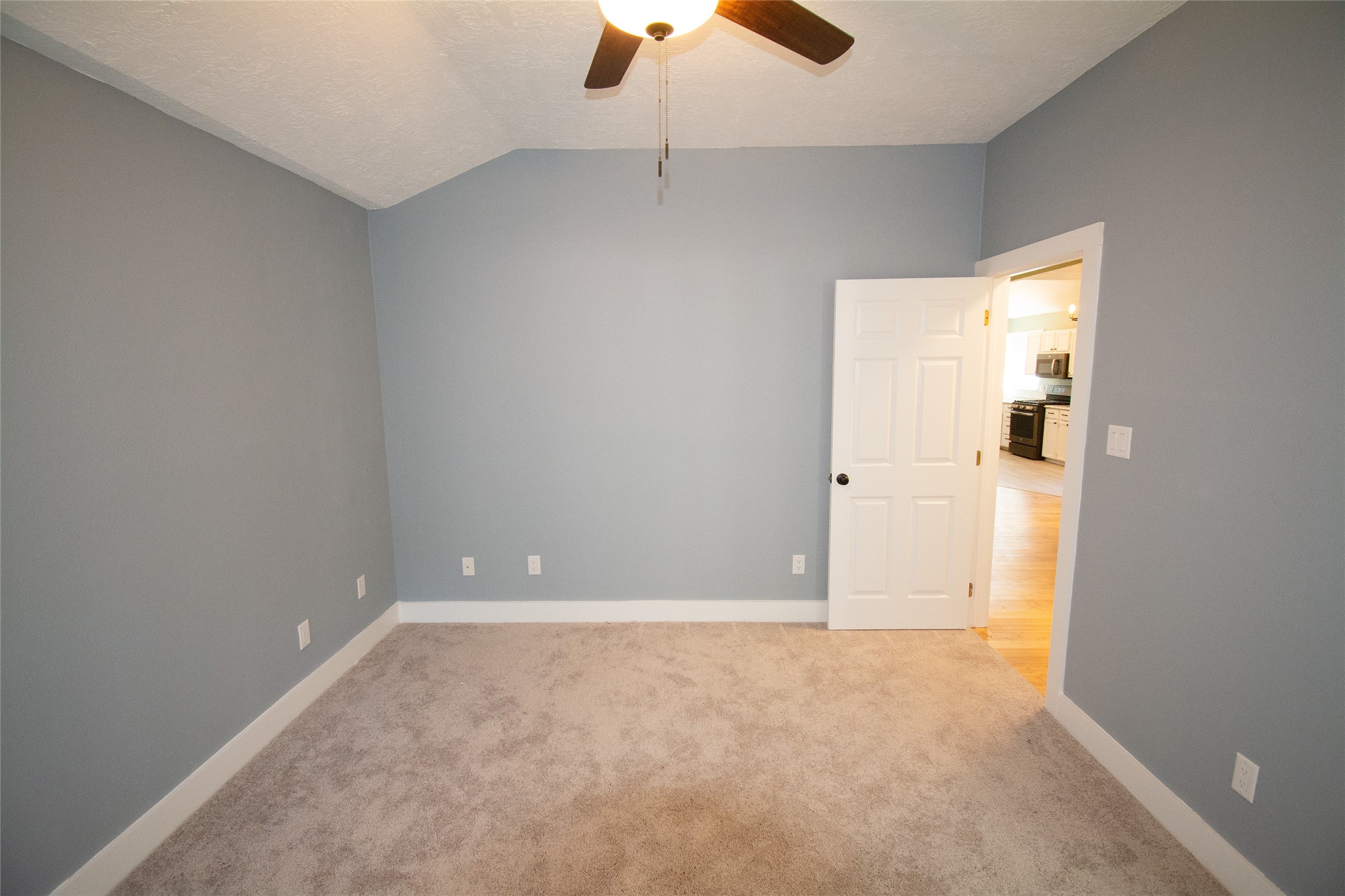 518 S Masonic Street Property Photo 18