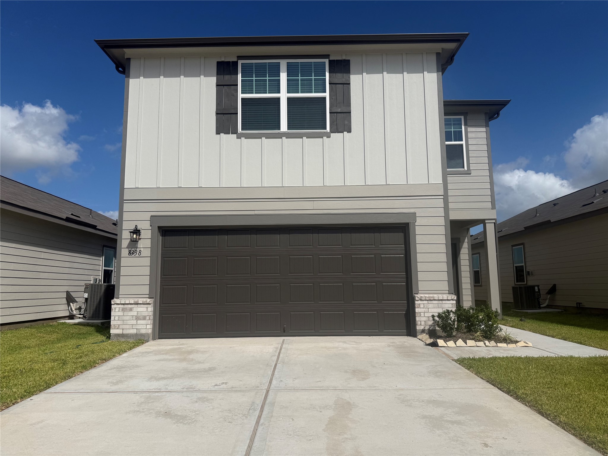 8338 Vacek Crossing Way Property Photo 1