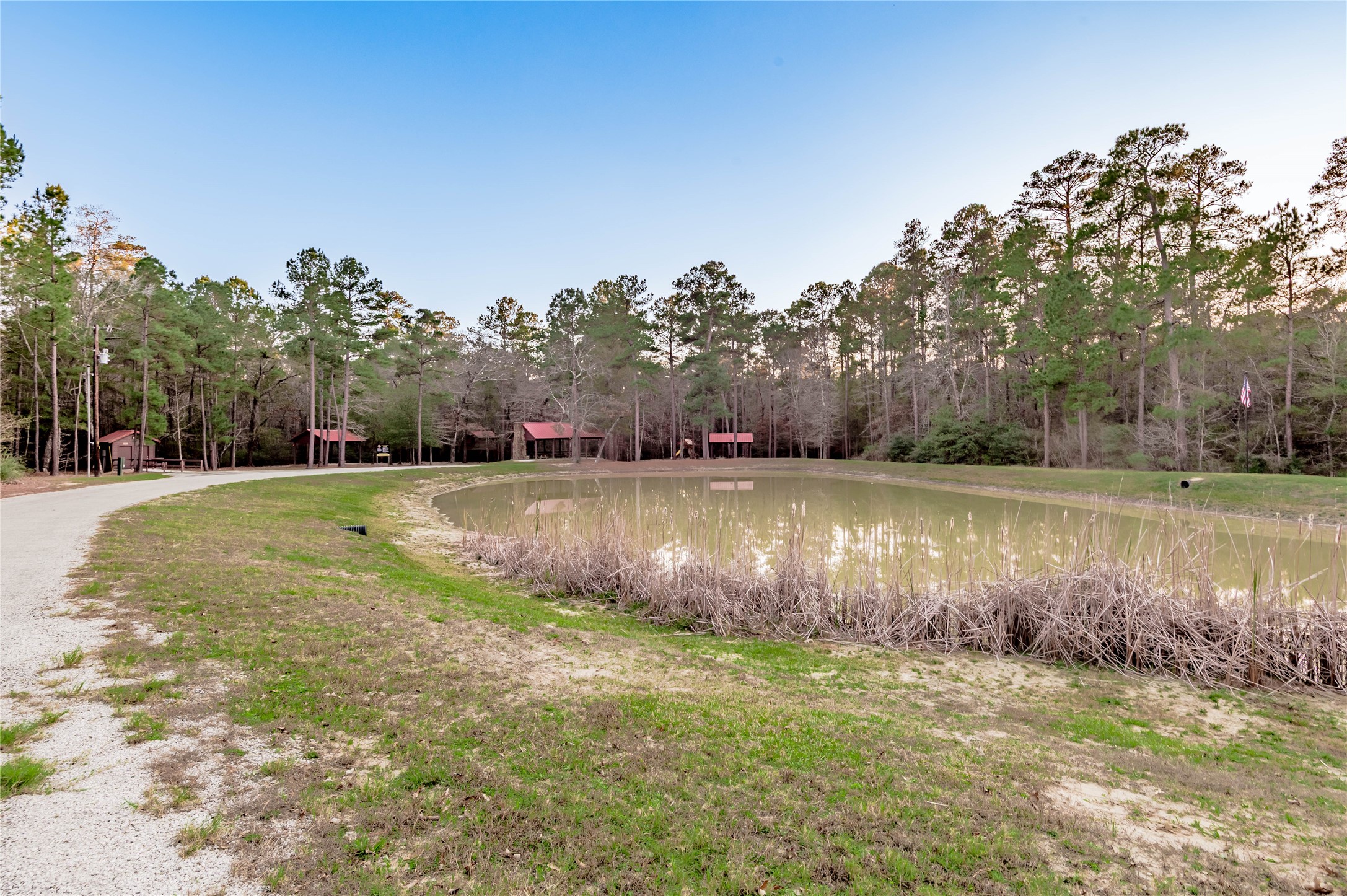 306 Sundog Road Property Photo 11