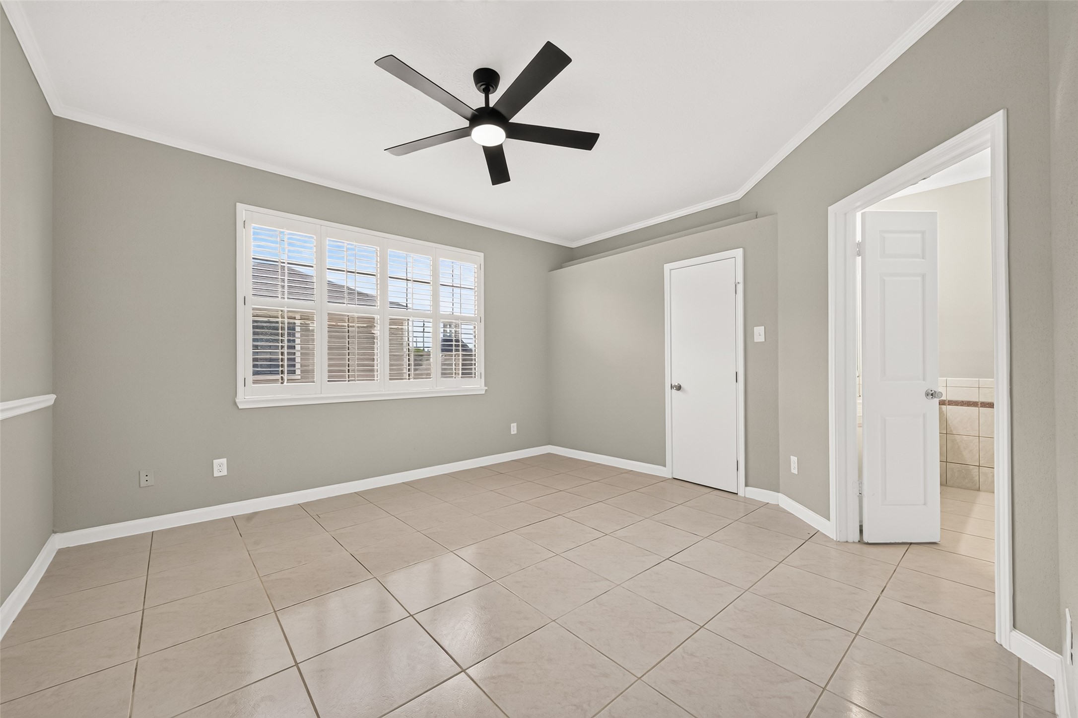 8888 Benning Drive 204 Property Photo 22