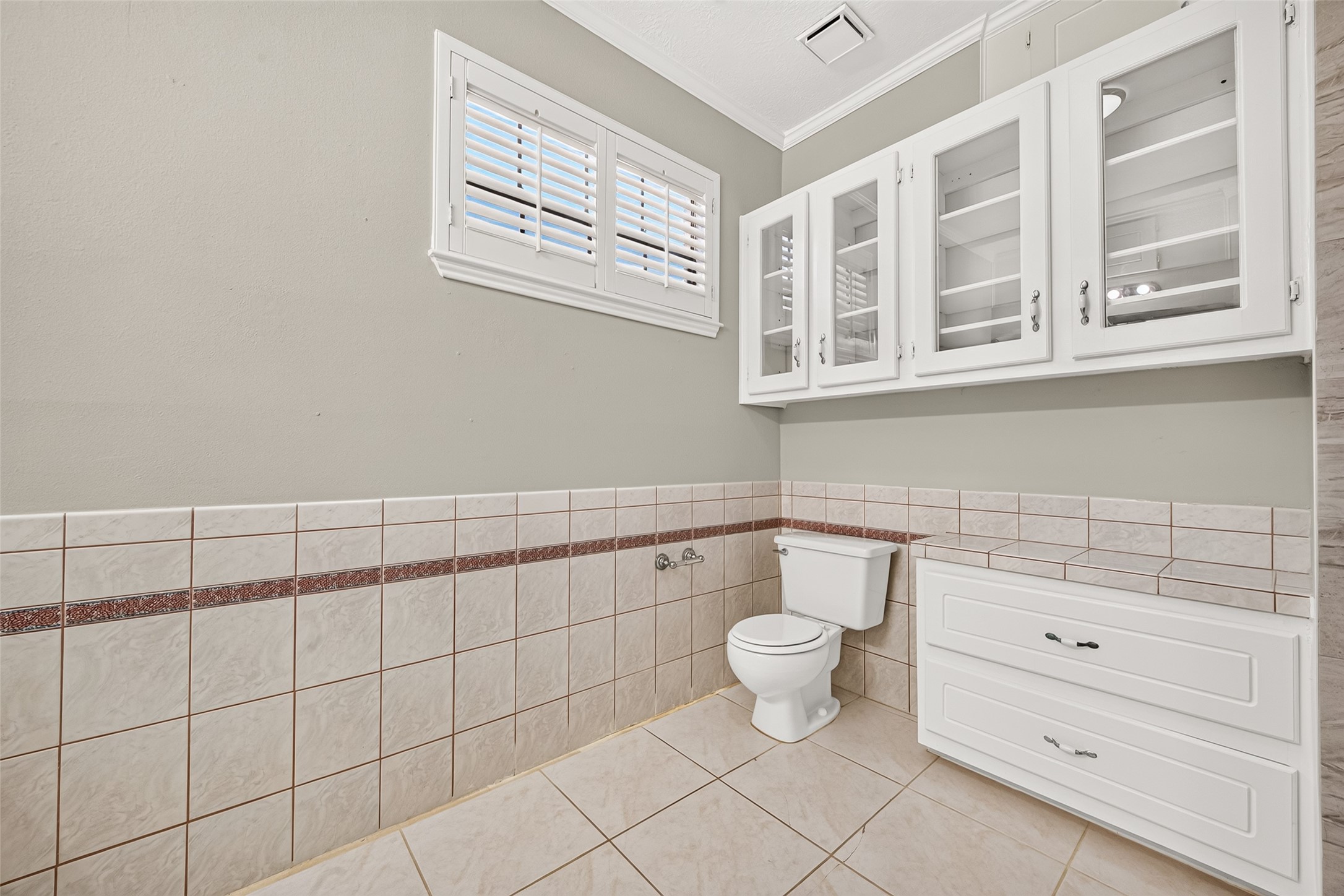 8888 Benning Drive 204 Property Photo 27