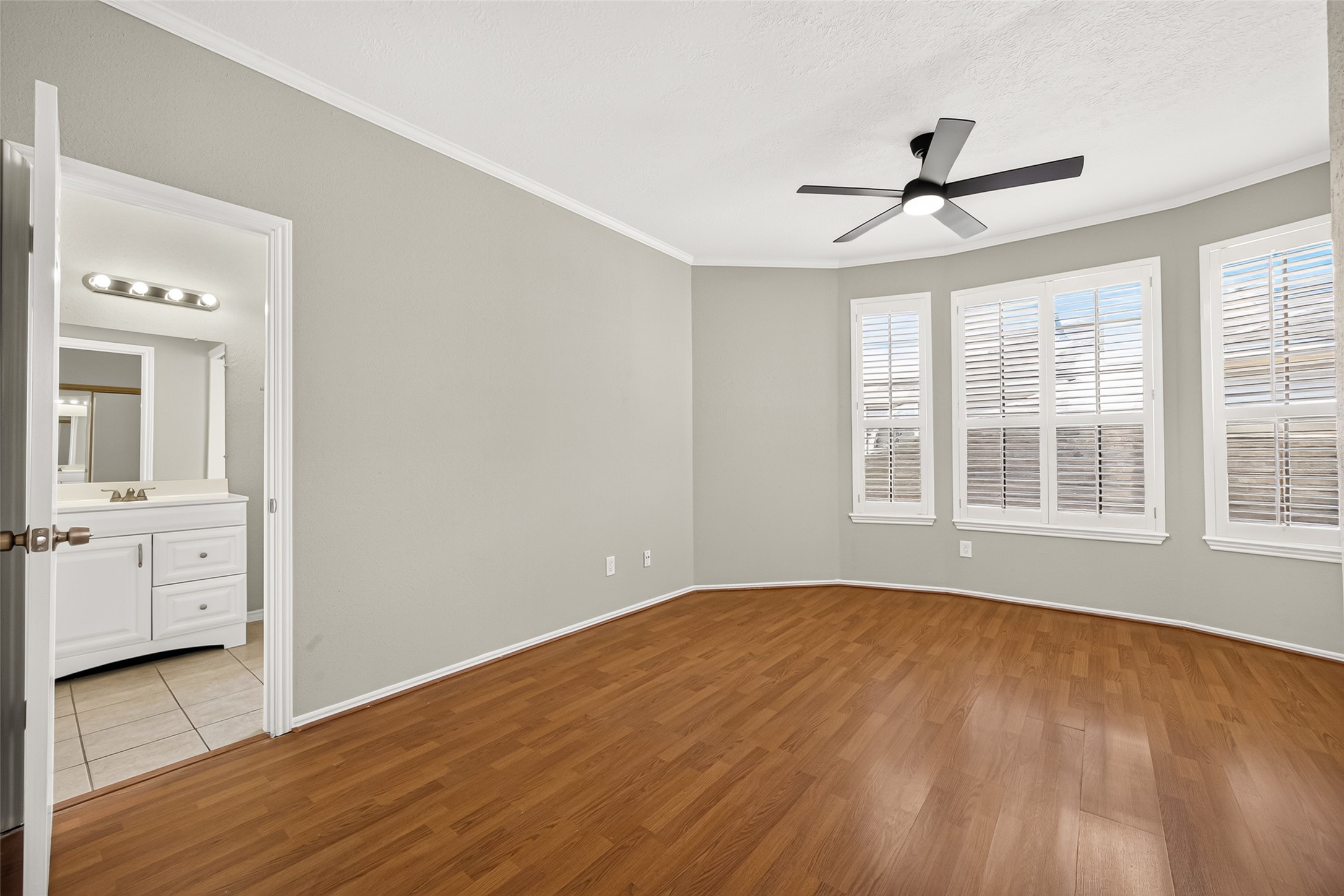 8888 Benning Drive 204 Property Photo 37