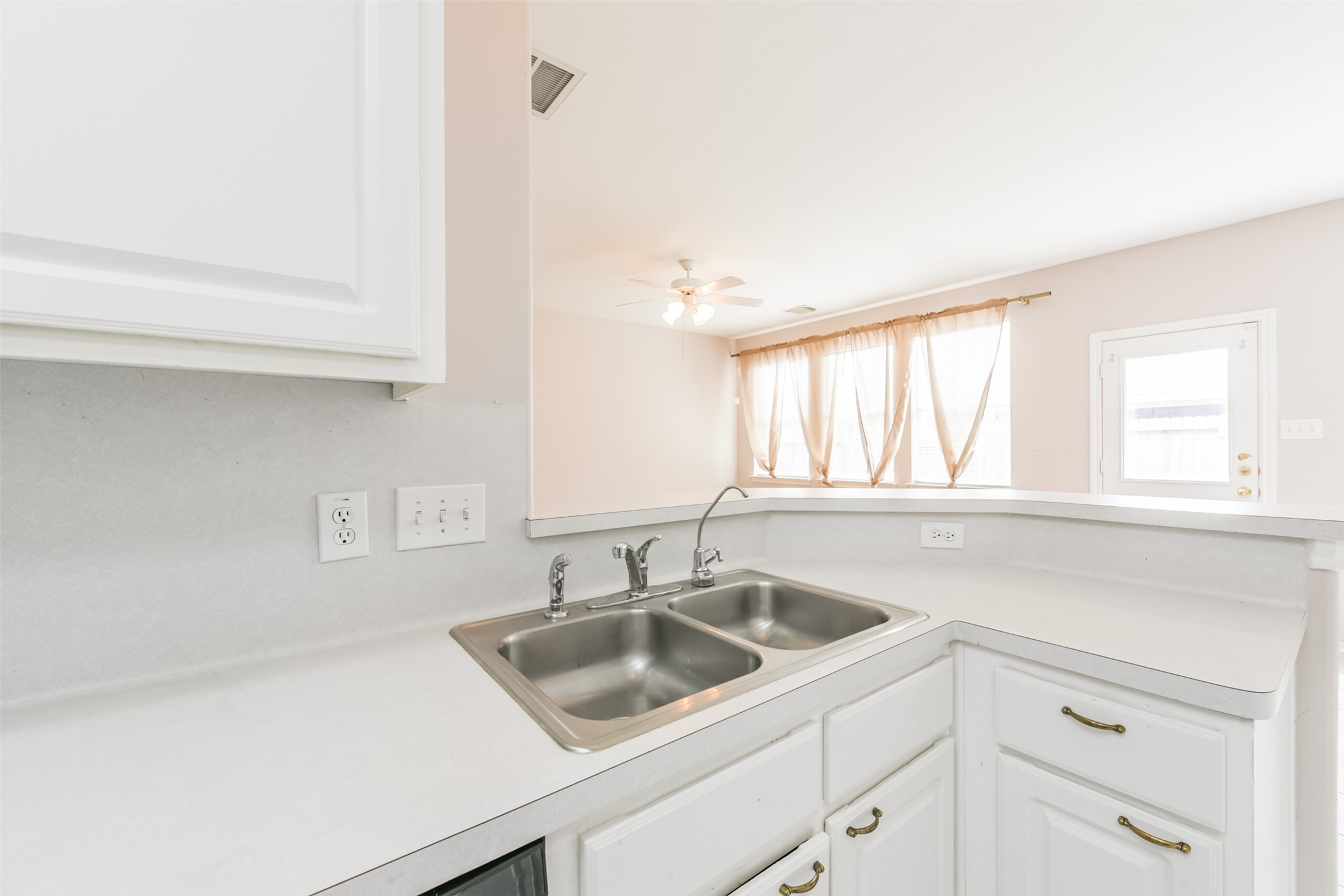 6326 Veranda Green Trail Property Photo 13