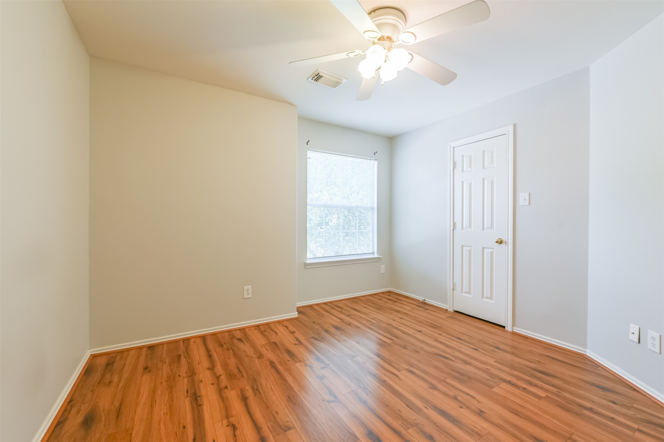 6326 Veranda Green Trail Property Photo 24
