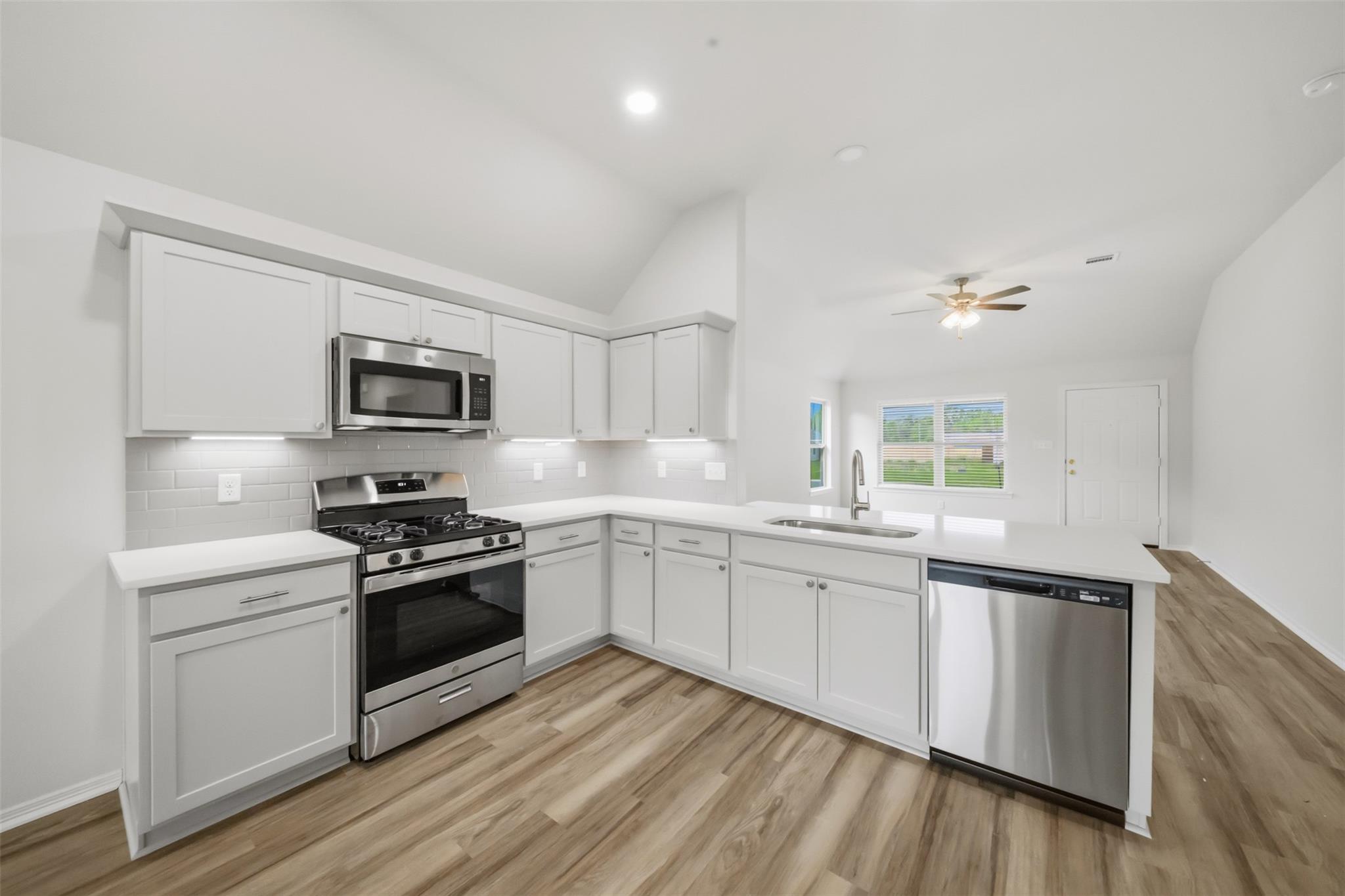 1220 High Street Property Photo 8