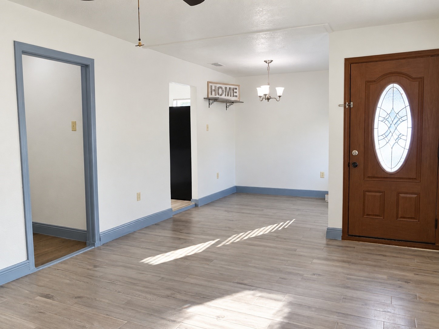 2402 Raymond Street Property Photo 3