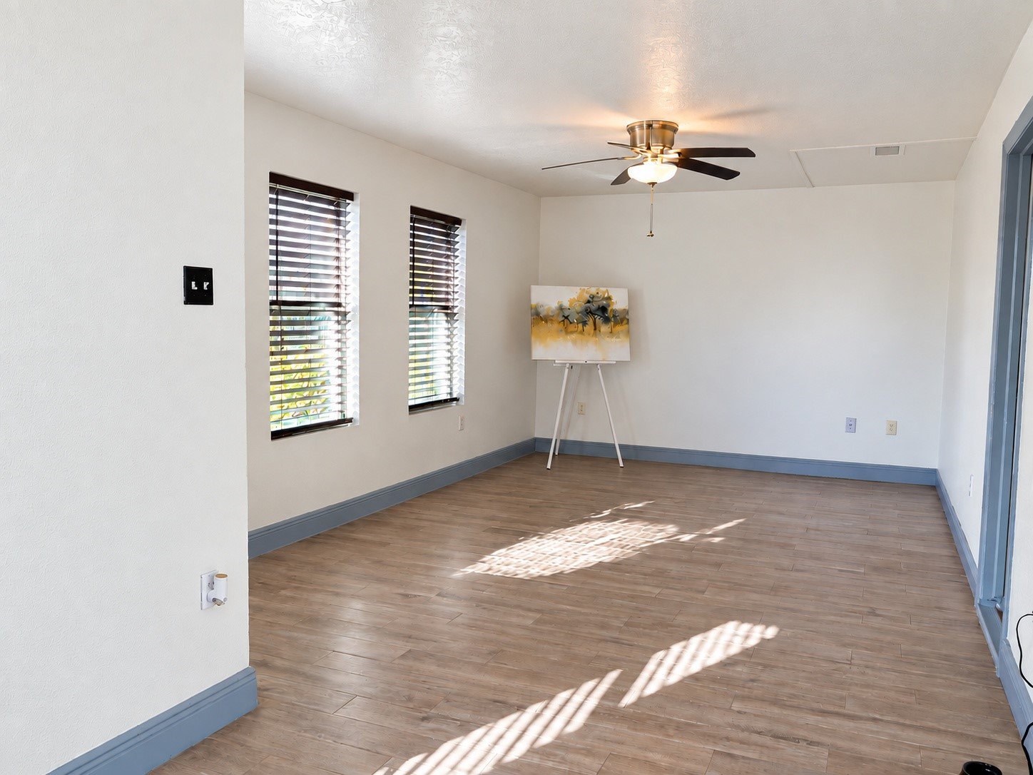 2402 Raymond Street Property Photo 4