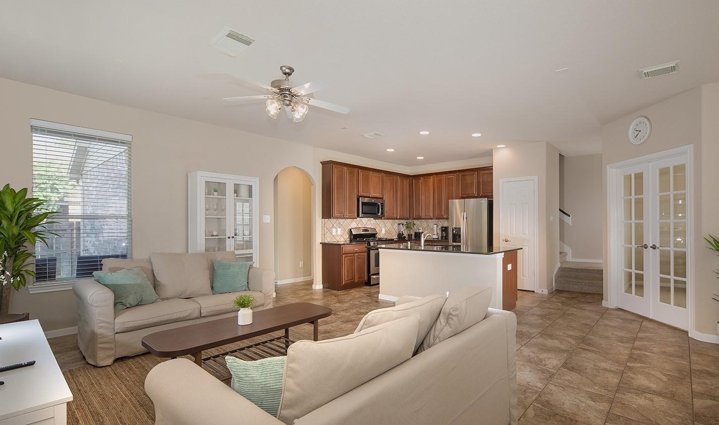 3 Pine Needle Place Property Photo 4
