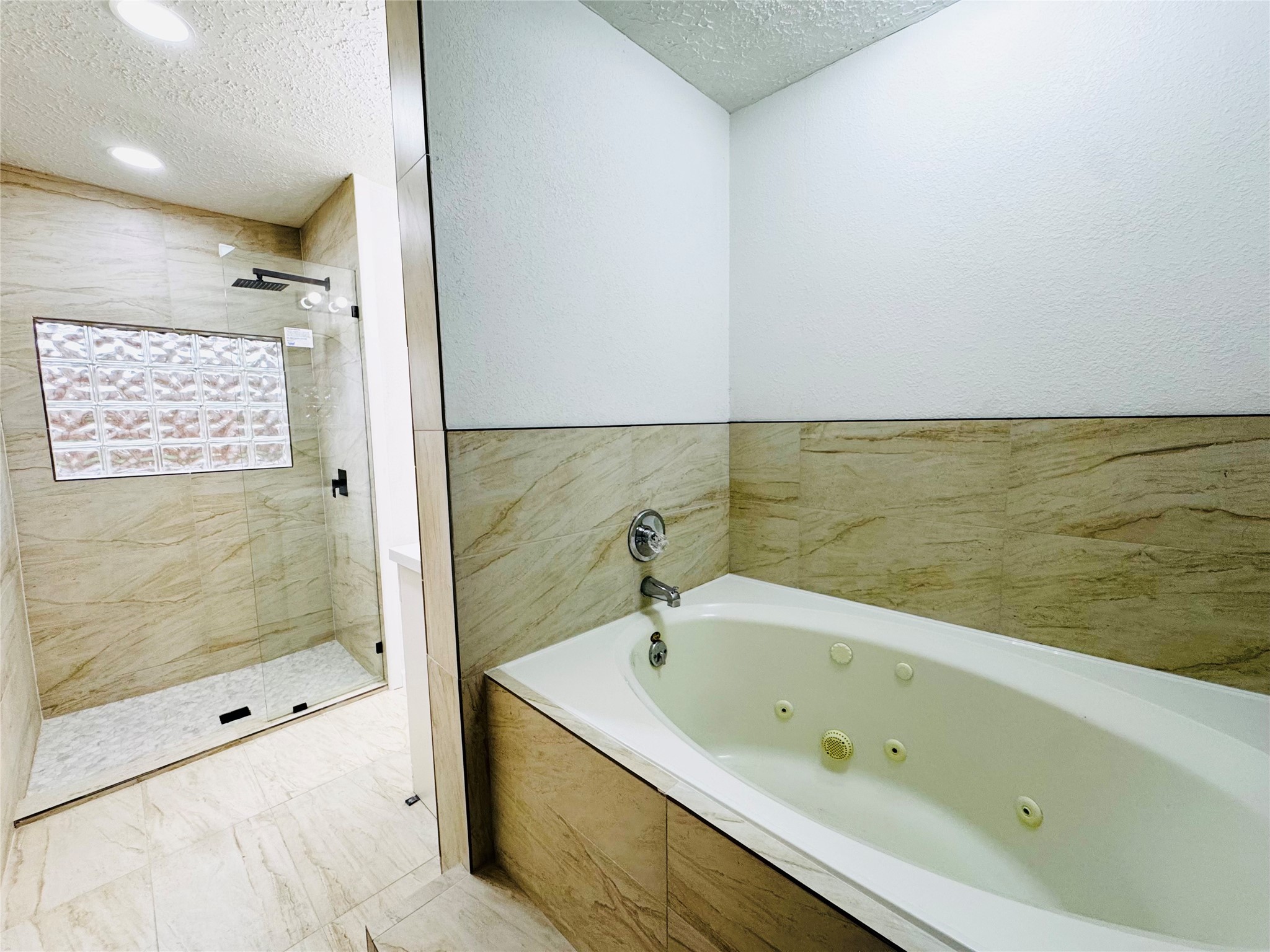 2326 Briarview Drive Property Photo 28