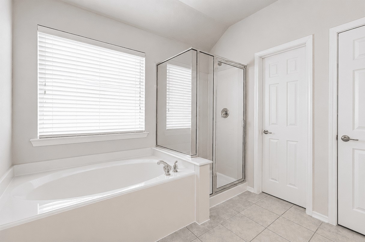 24511 Hampton Lakes Dr Property Photo 17