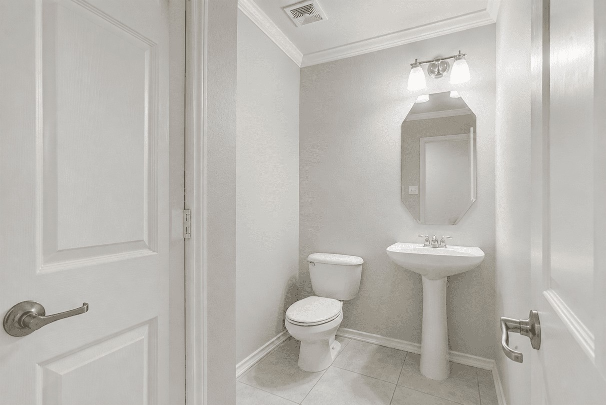24511 Hampton Lakes Dr Property Photo 22
