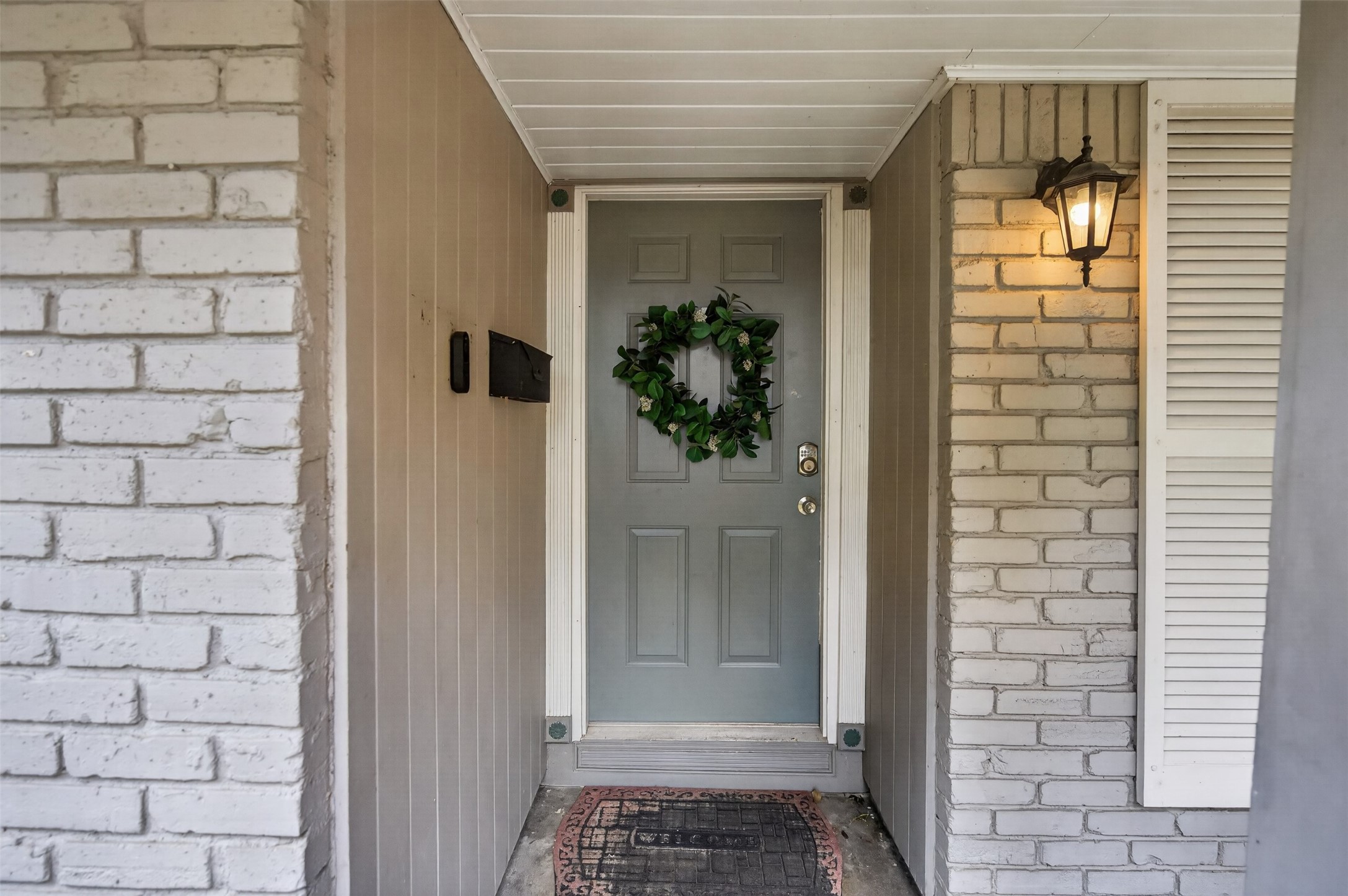 10706 Oasis Drive Property Photo 6