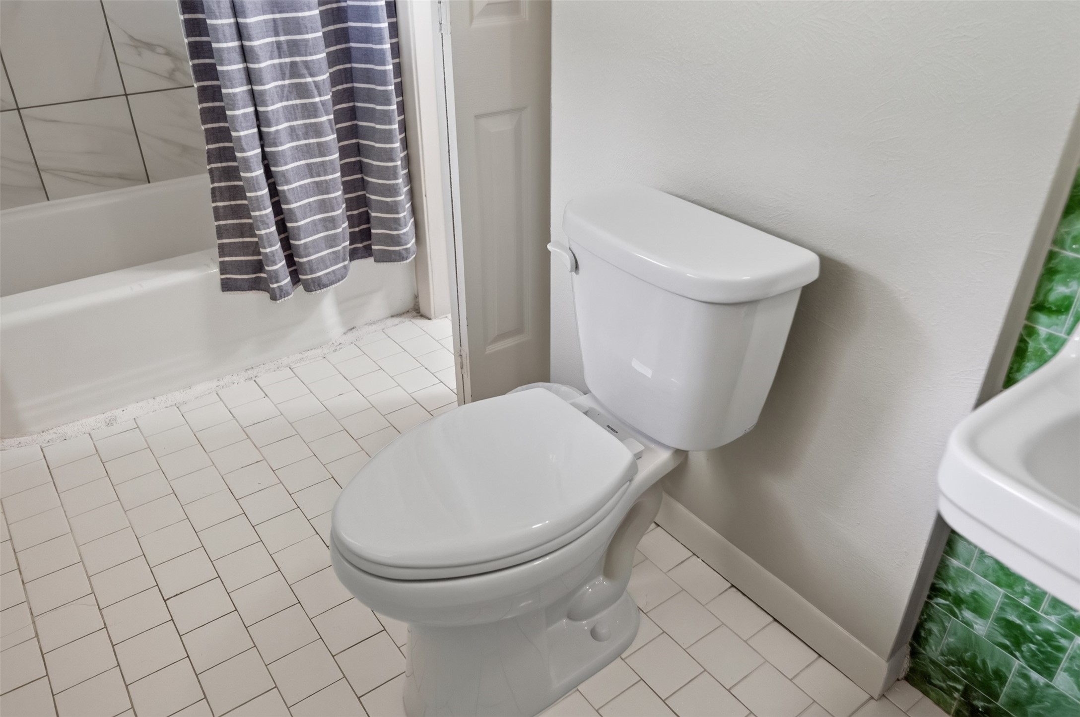 10706 Oasis Drive Property Photo 26