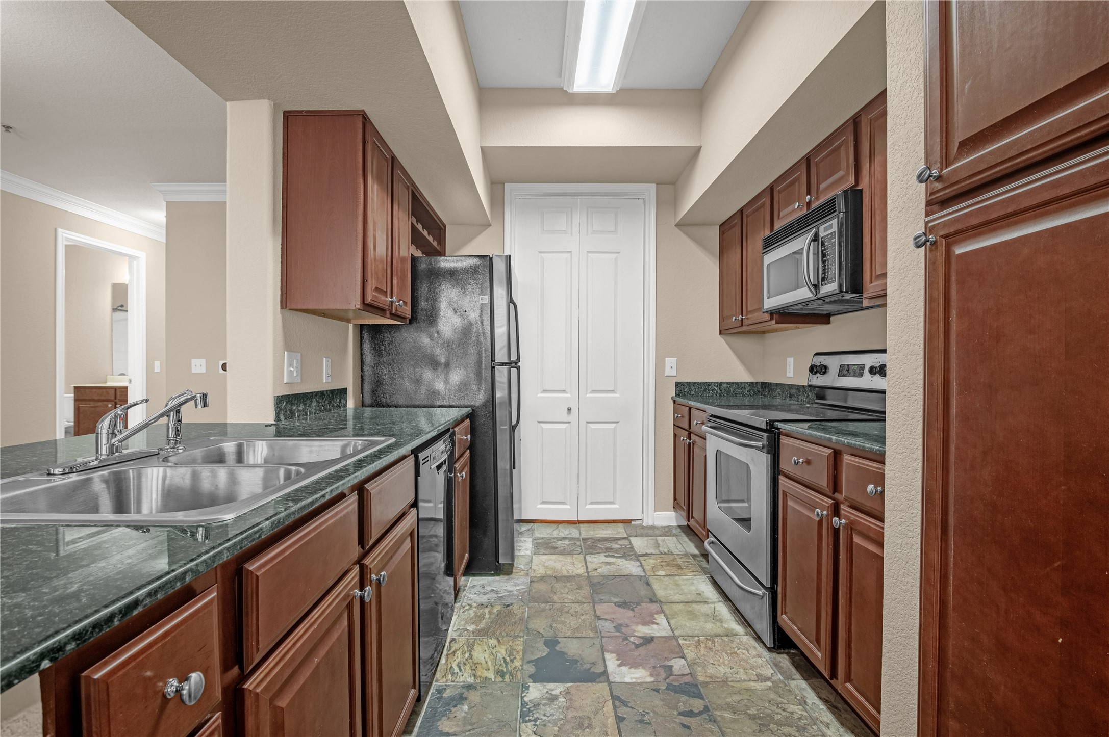 7575 Kirby Drive 3202 Property Photo 17