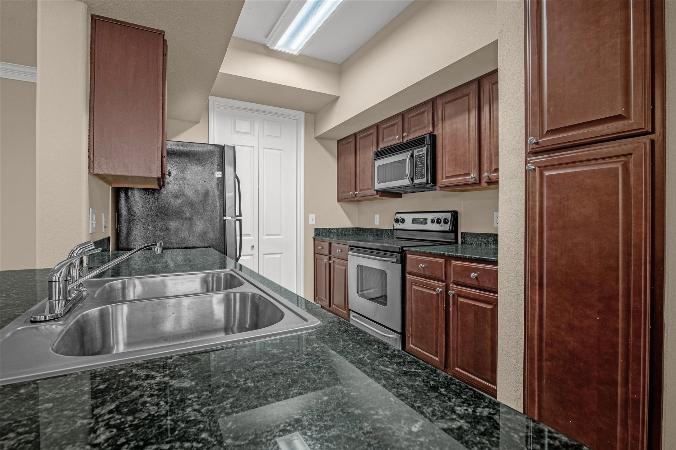 7575 Kirby Drive 3202 Property Photo 19