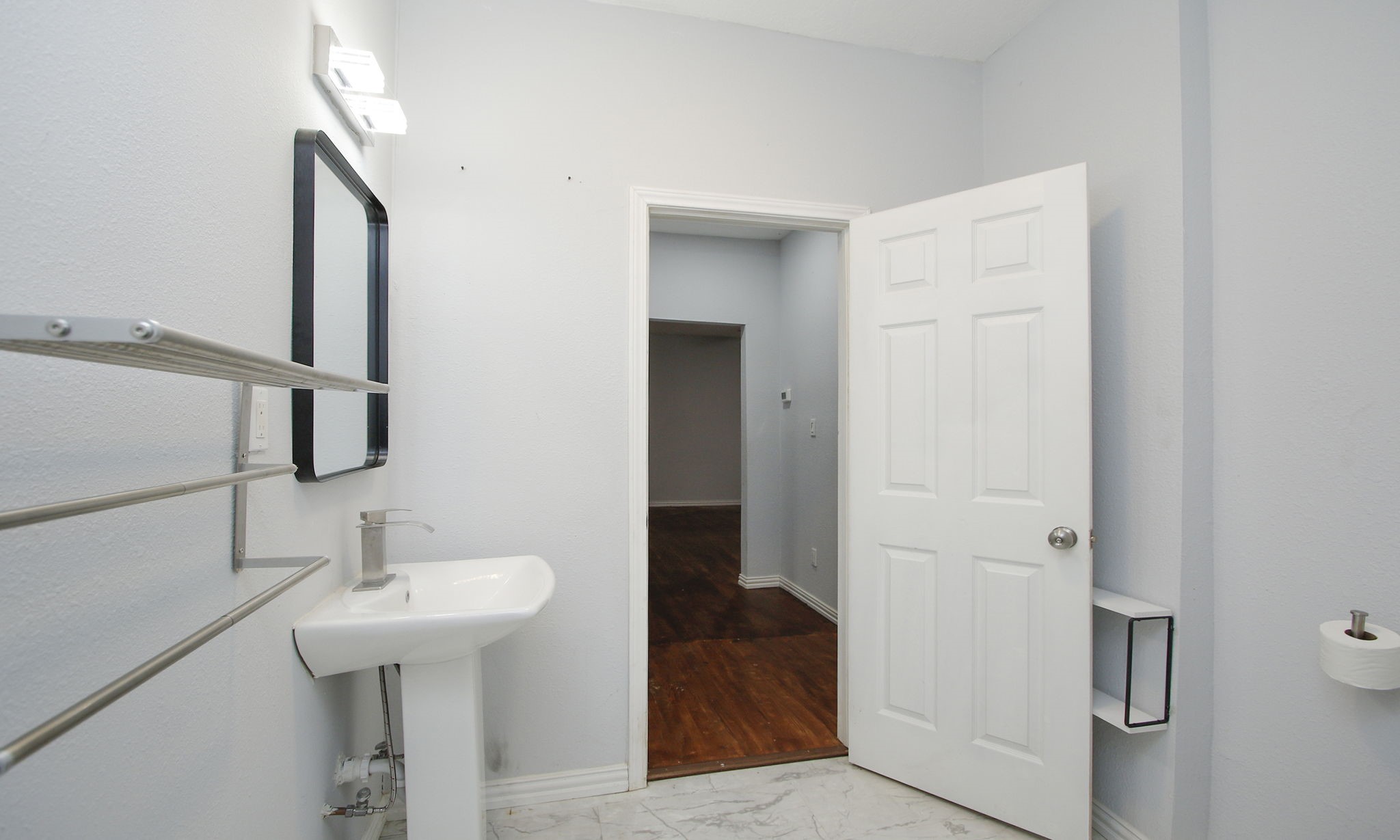 2703 Areba Street Property Photo 32