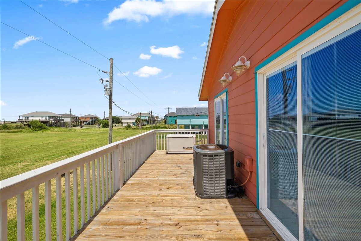 3343 Pirates Cove Property Photo 11