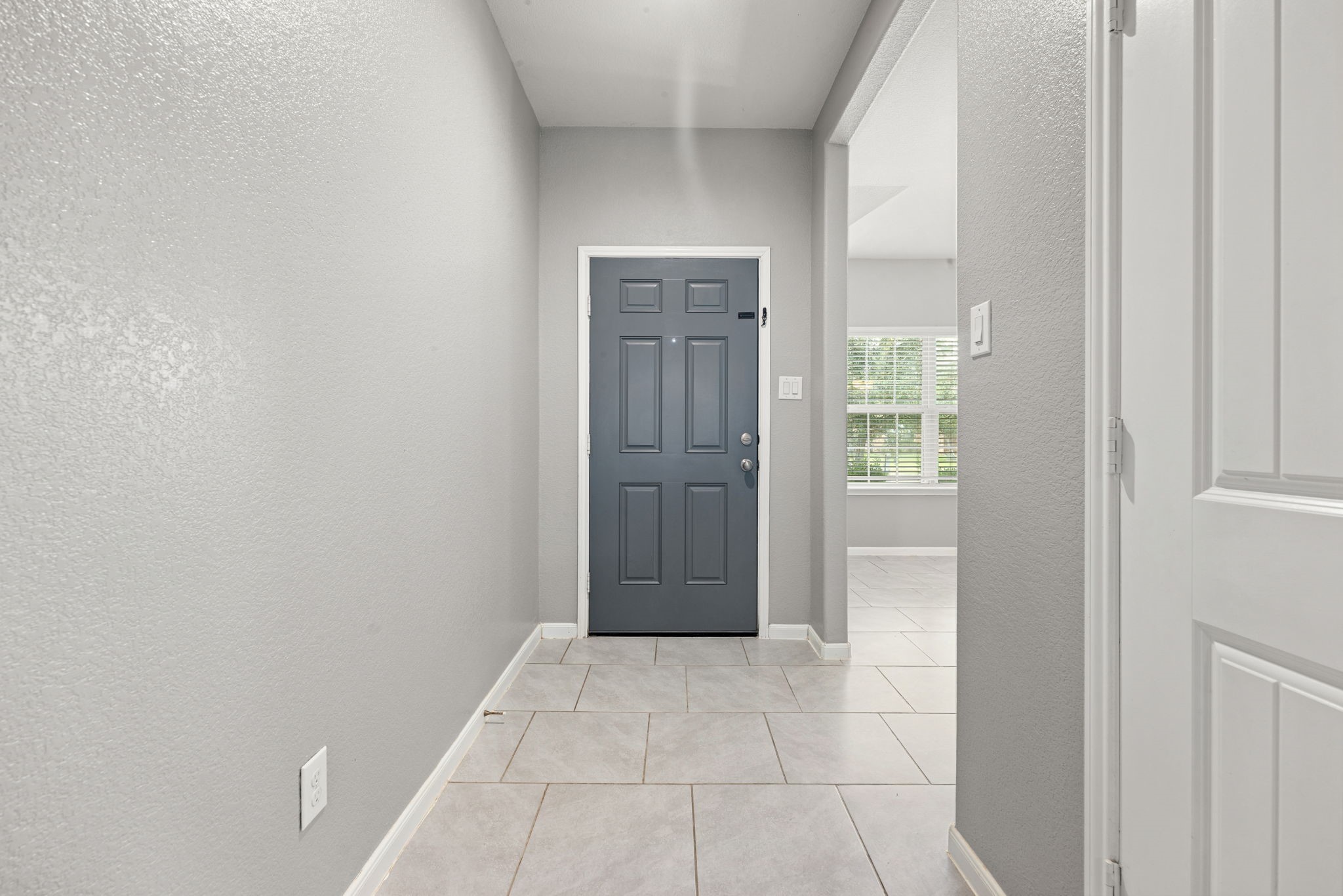 614 Harvest Bluff Drive Property Photo 4