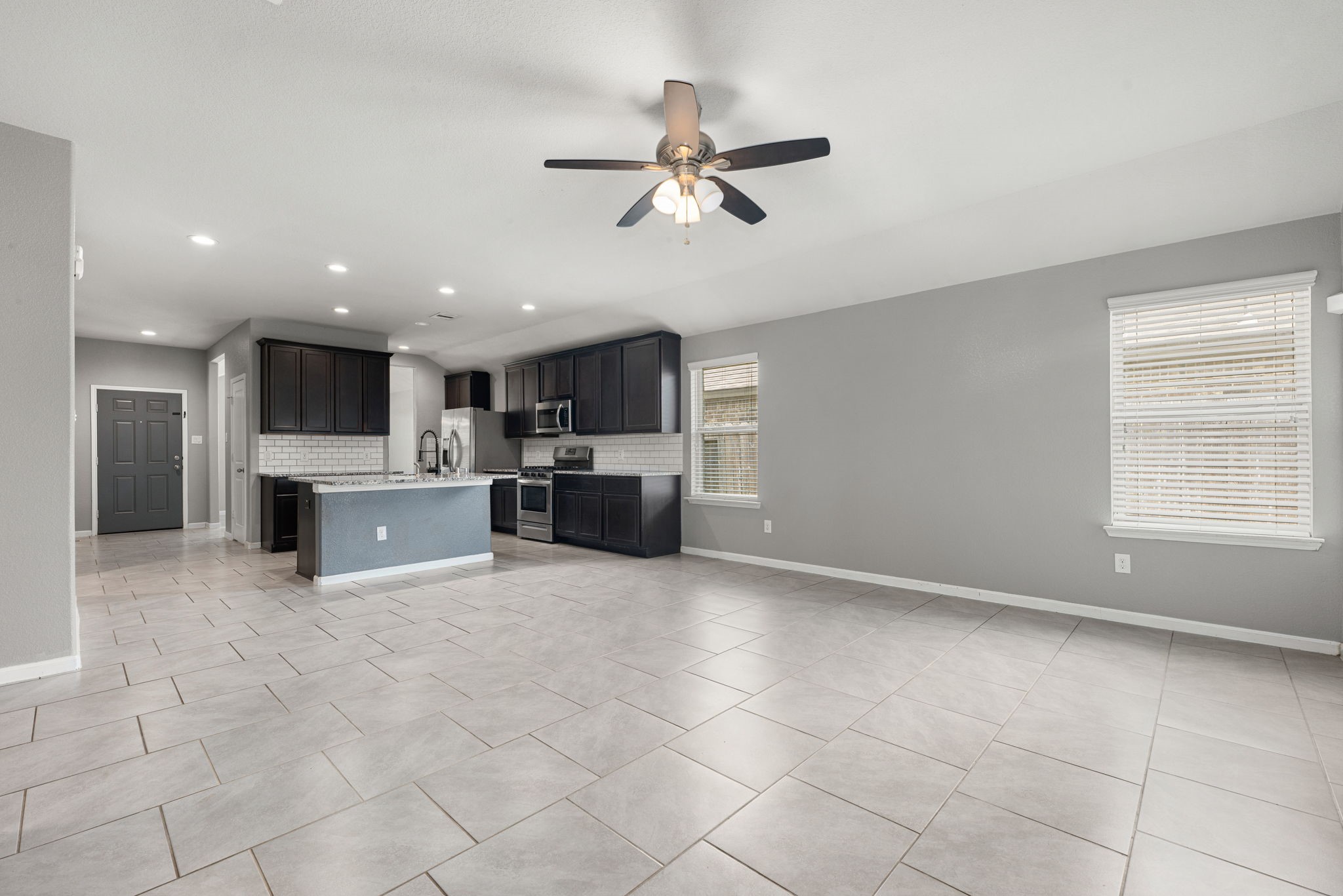 614 Harvest Bluff Drive Property Photo 13