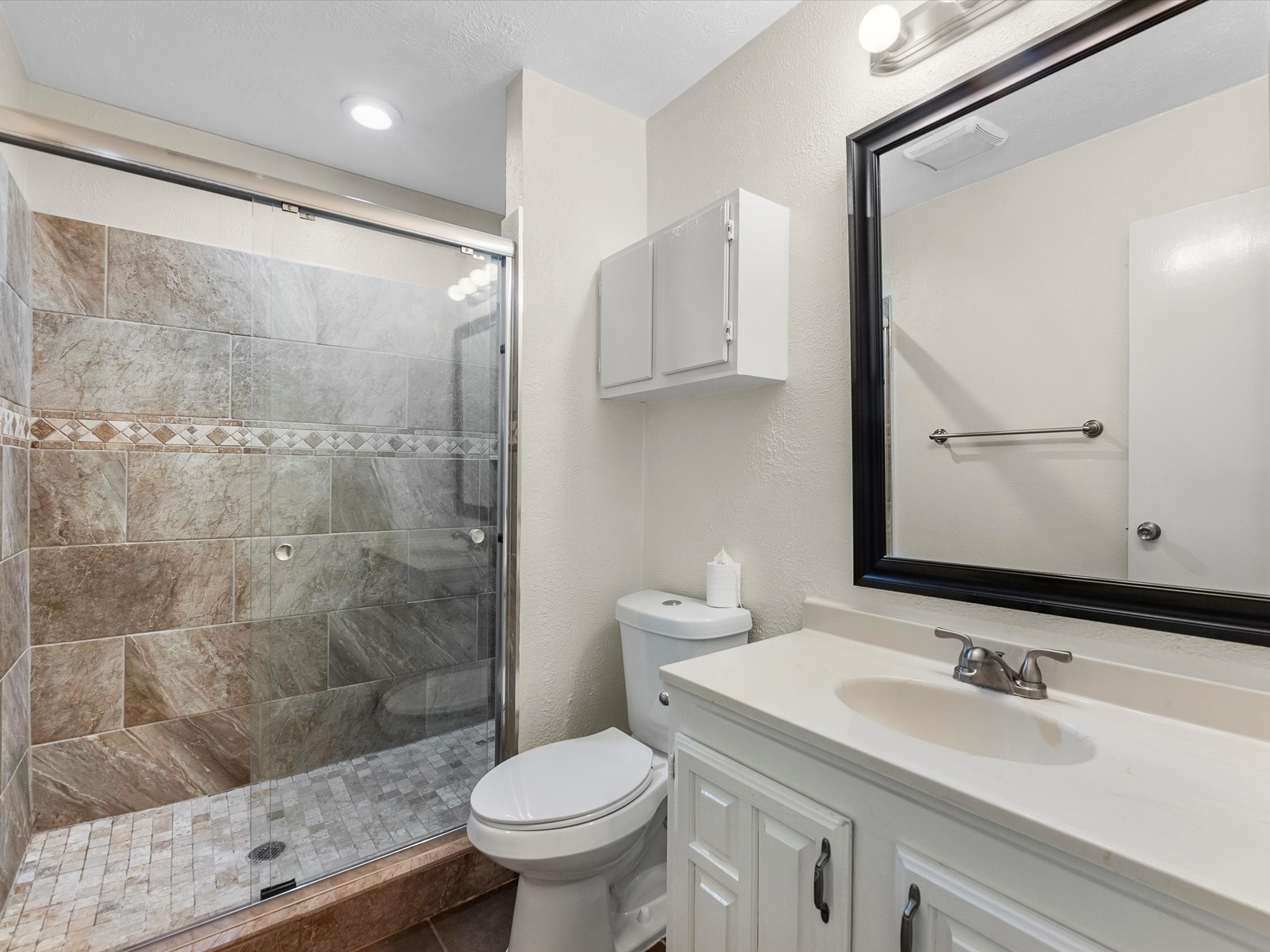 16811 Grouse Moor Drive Property Photo 11
