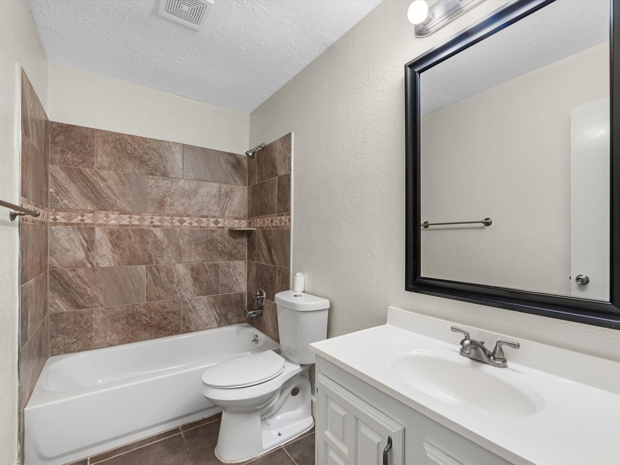 16811 Grouse Moor Drive Property Photo 14
