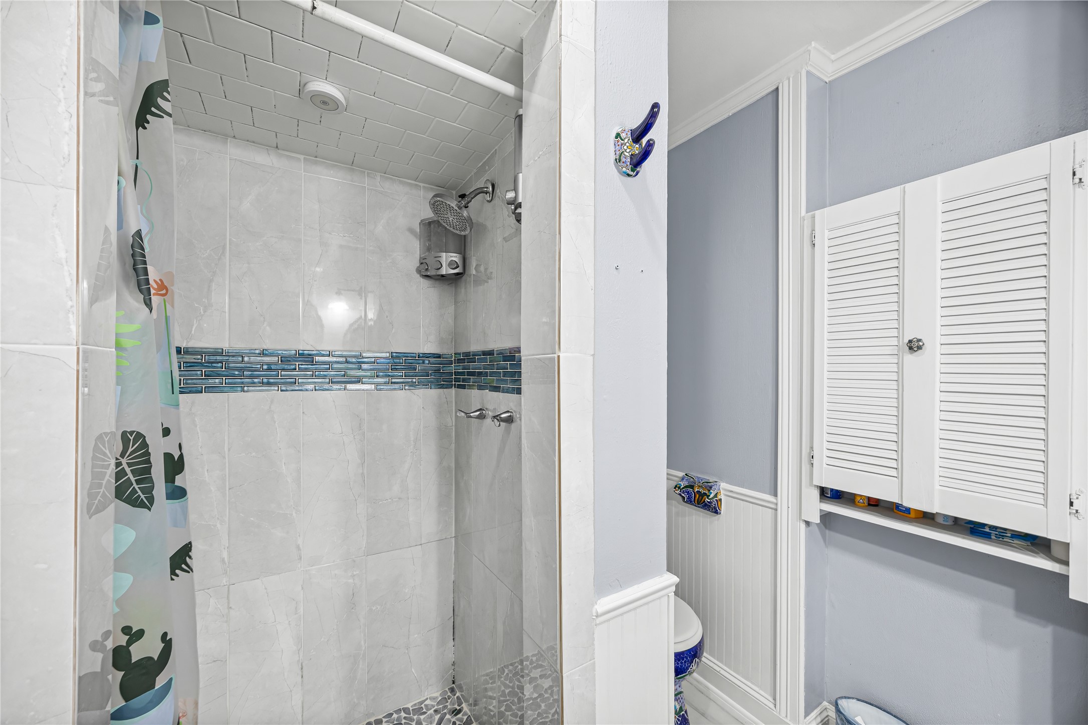 102 Crestway Drive Property Photo 18