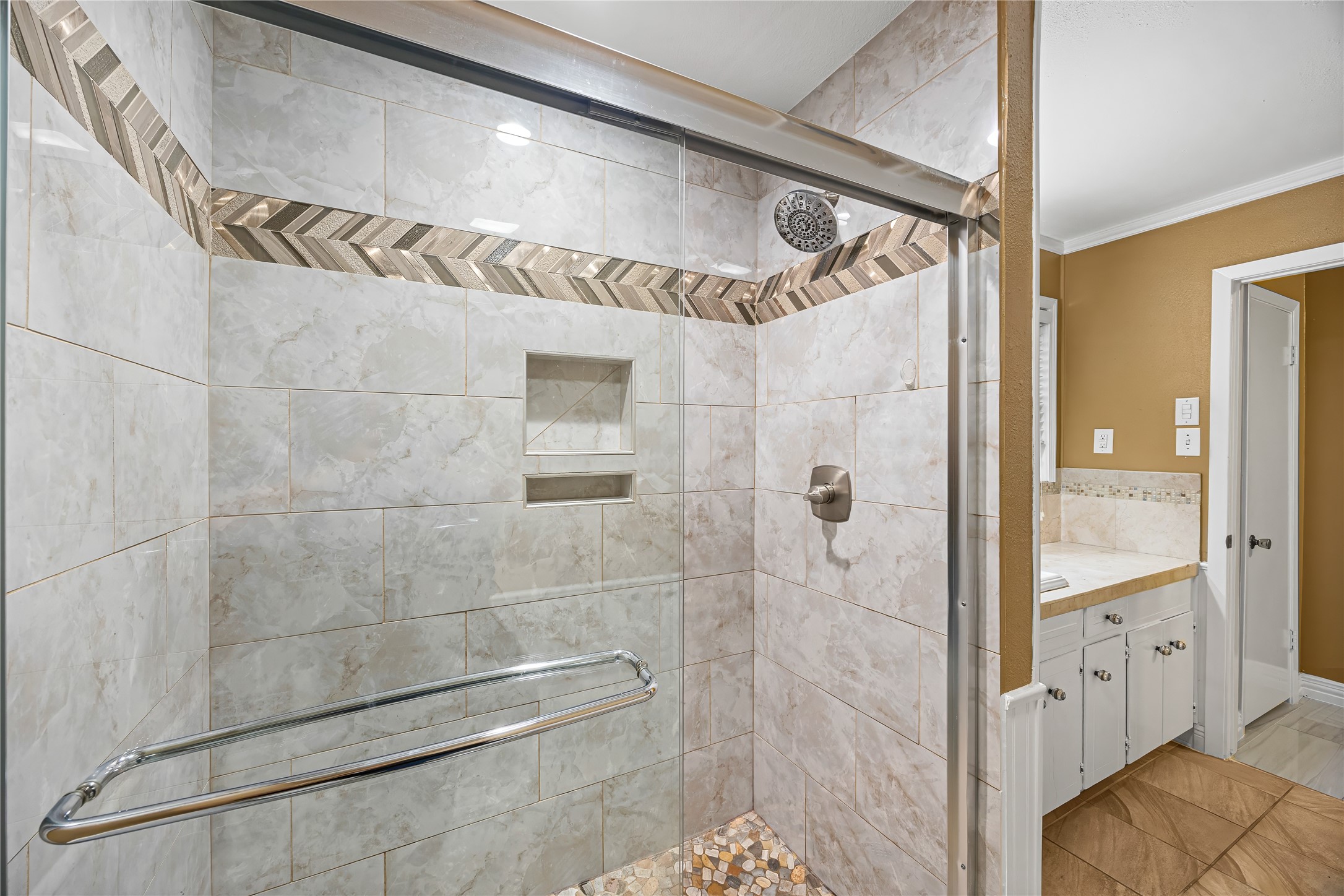 102 Crestway Drive Property Photo 21