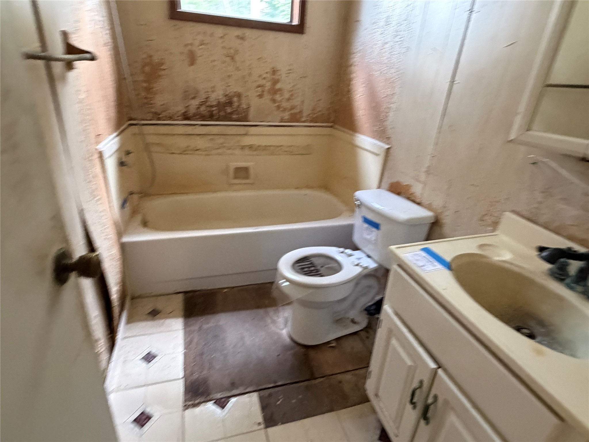 1210 Hemphill Street Property Photo 10