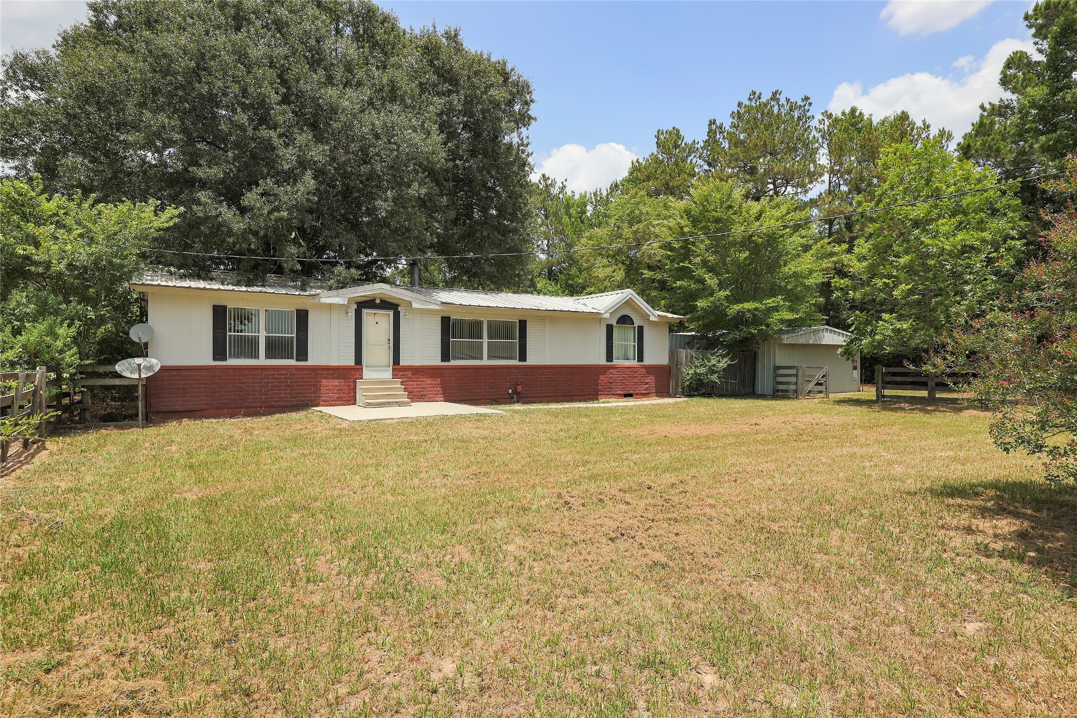 14985 Wiggins Road Property Photo 6