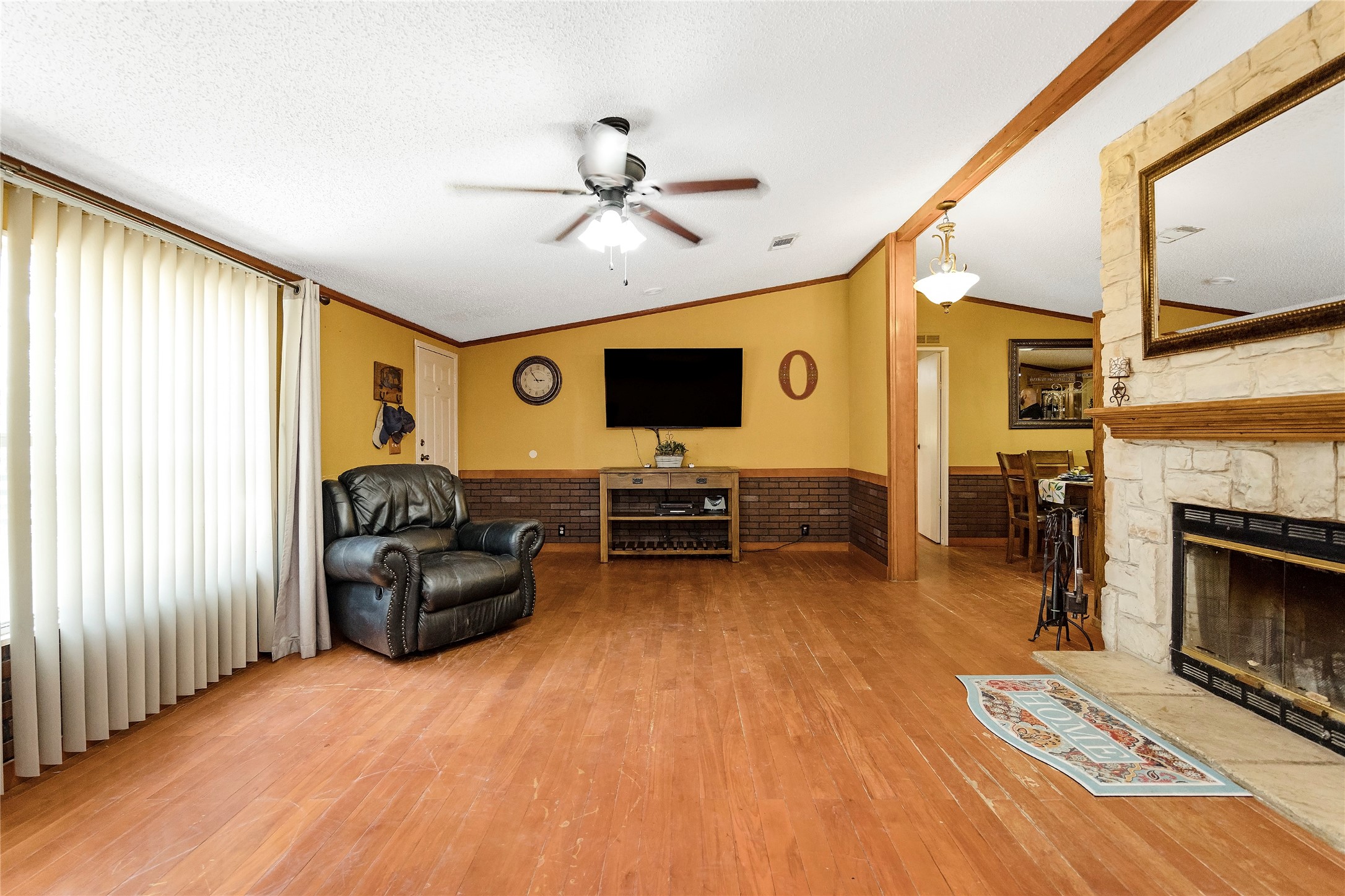 14985 Wiggins Road Property Photo 14
