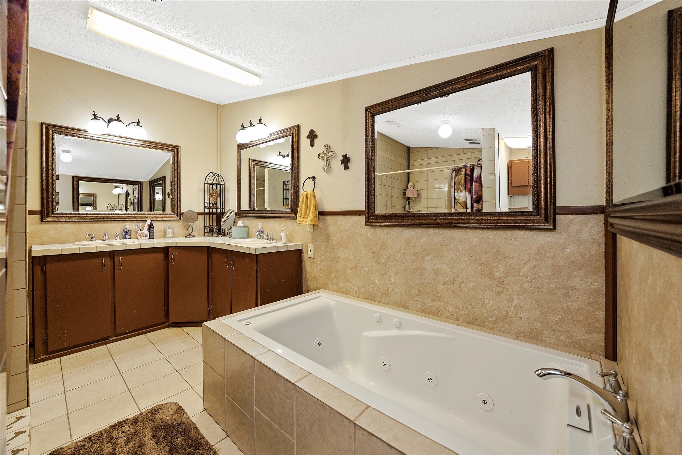 14985 Wiggins Road Property Photo 34
