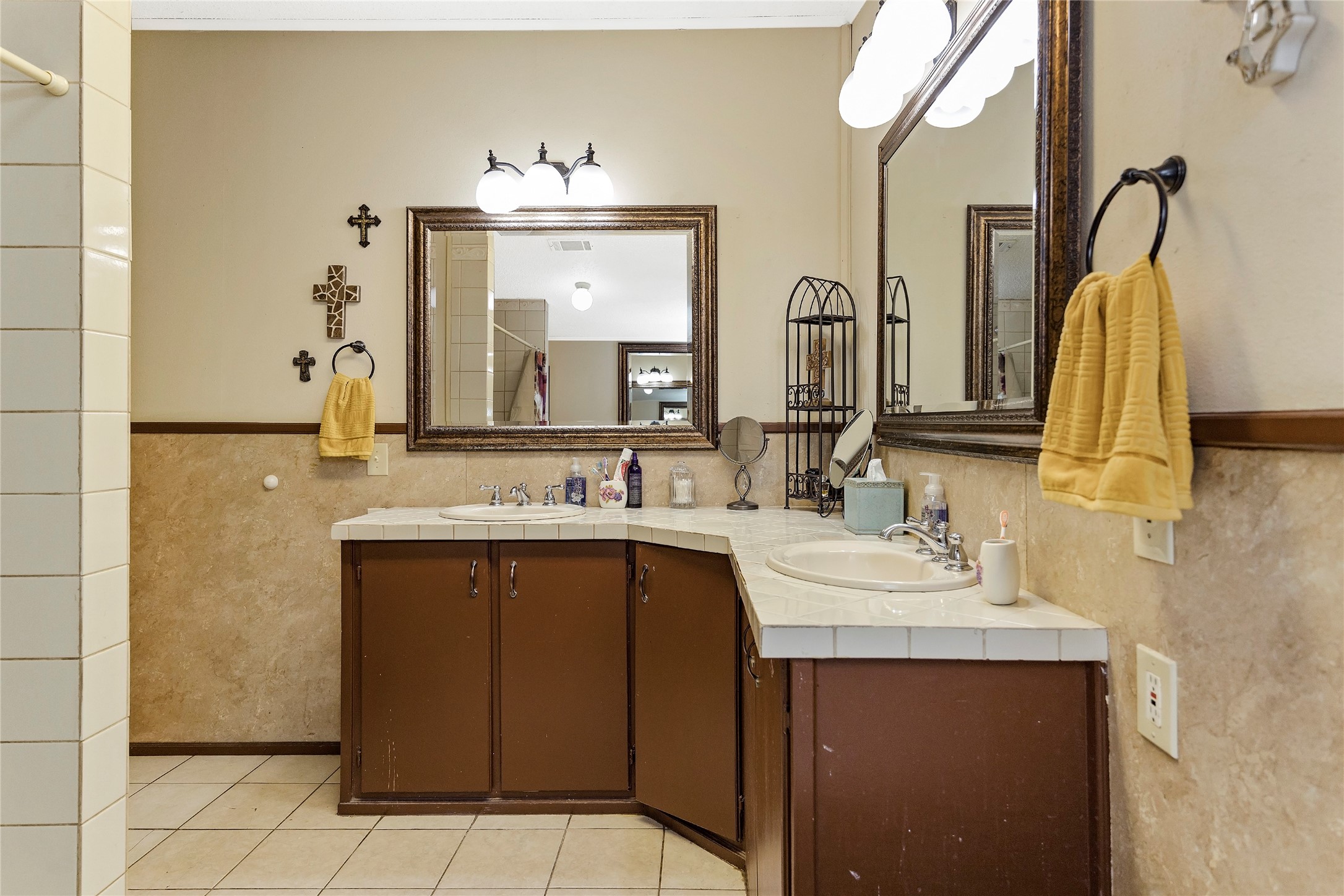 14985 Wiggins Road Property Photo 35
