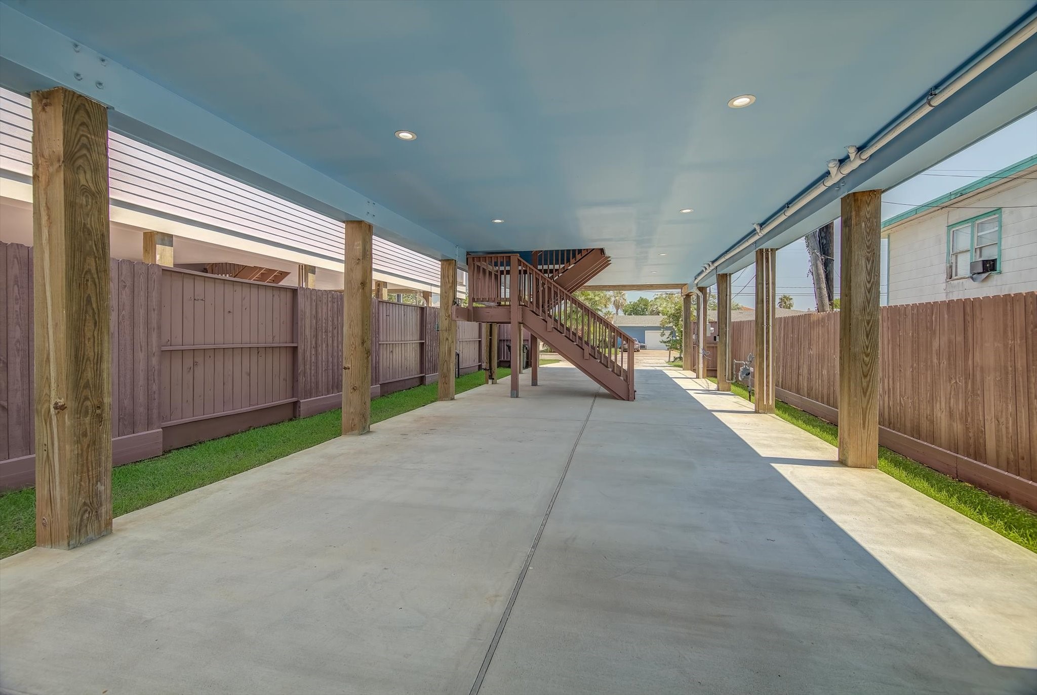 2311 67th Street Property Photo 37