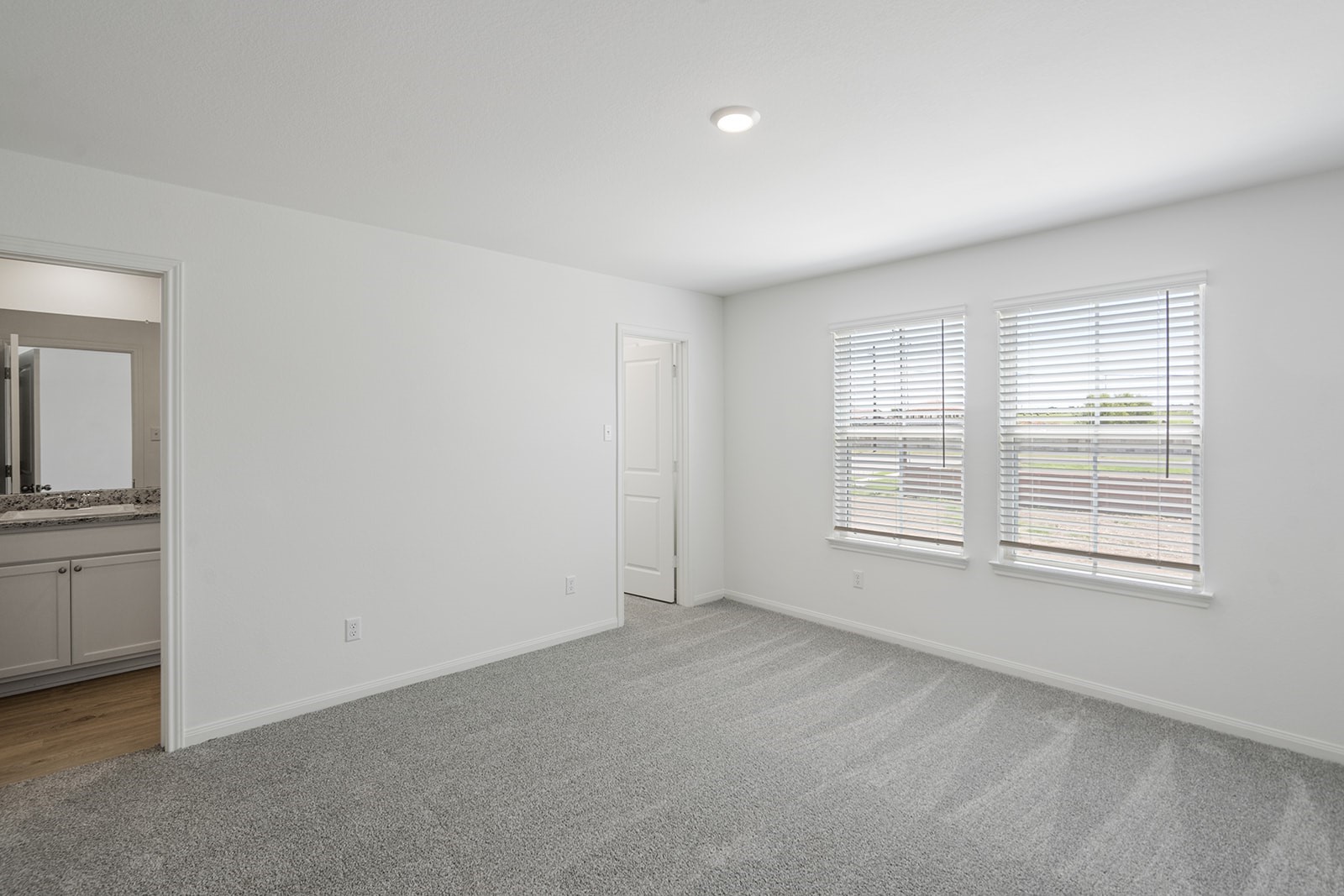 23055 Glory Orchid Drive Property Photo 7