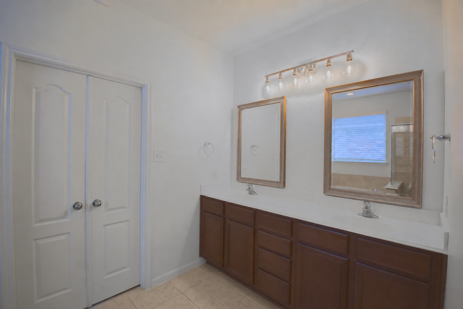 3519 Dryer Park Drive Property Photo 19
