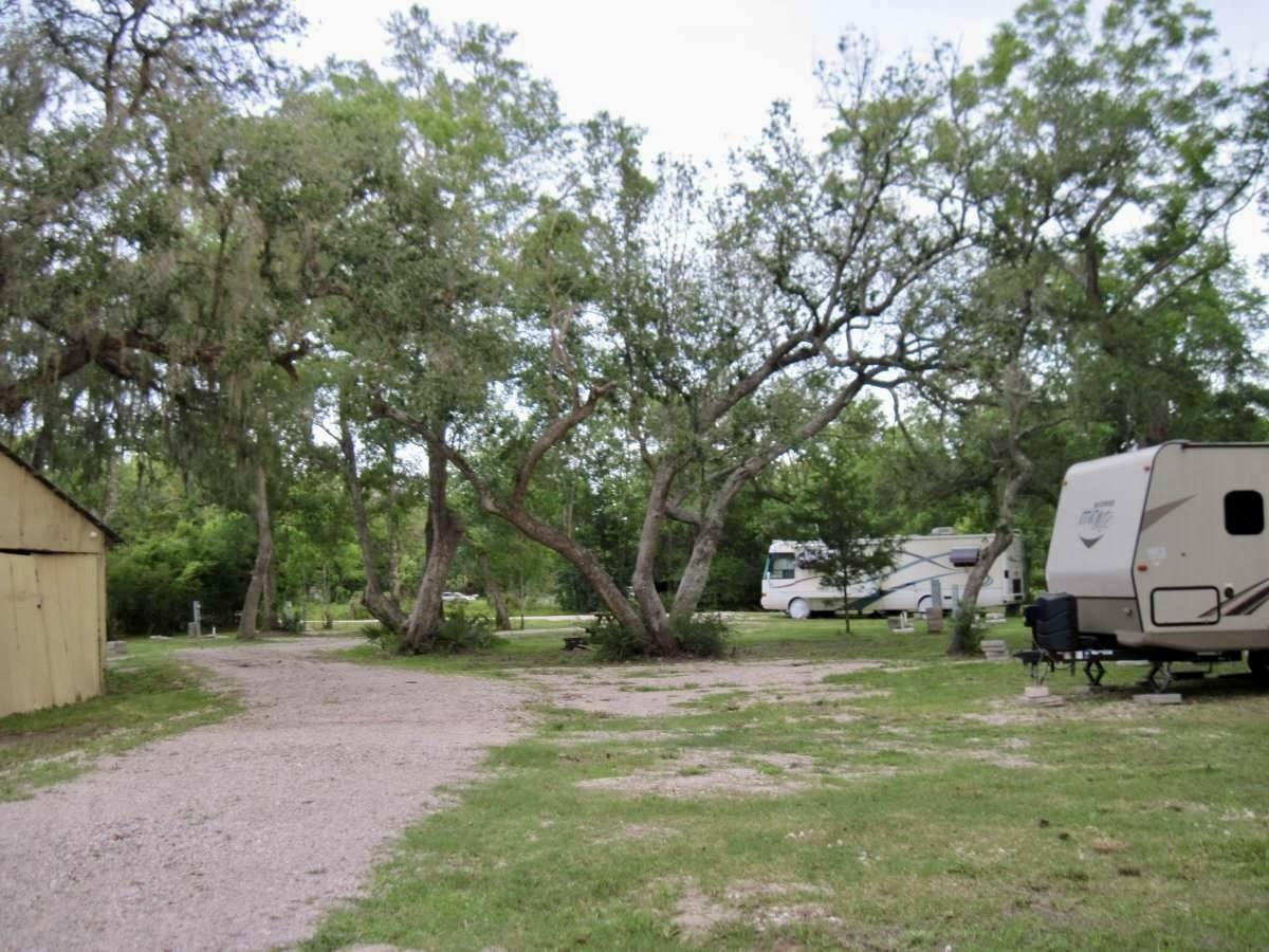 17628 County Road 426 Property Photo 2