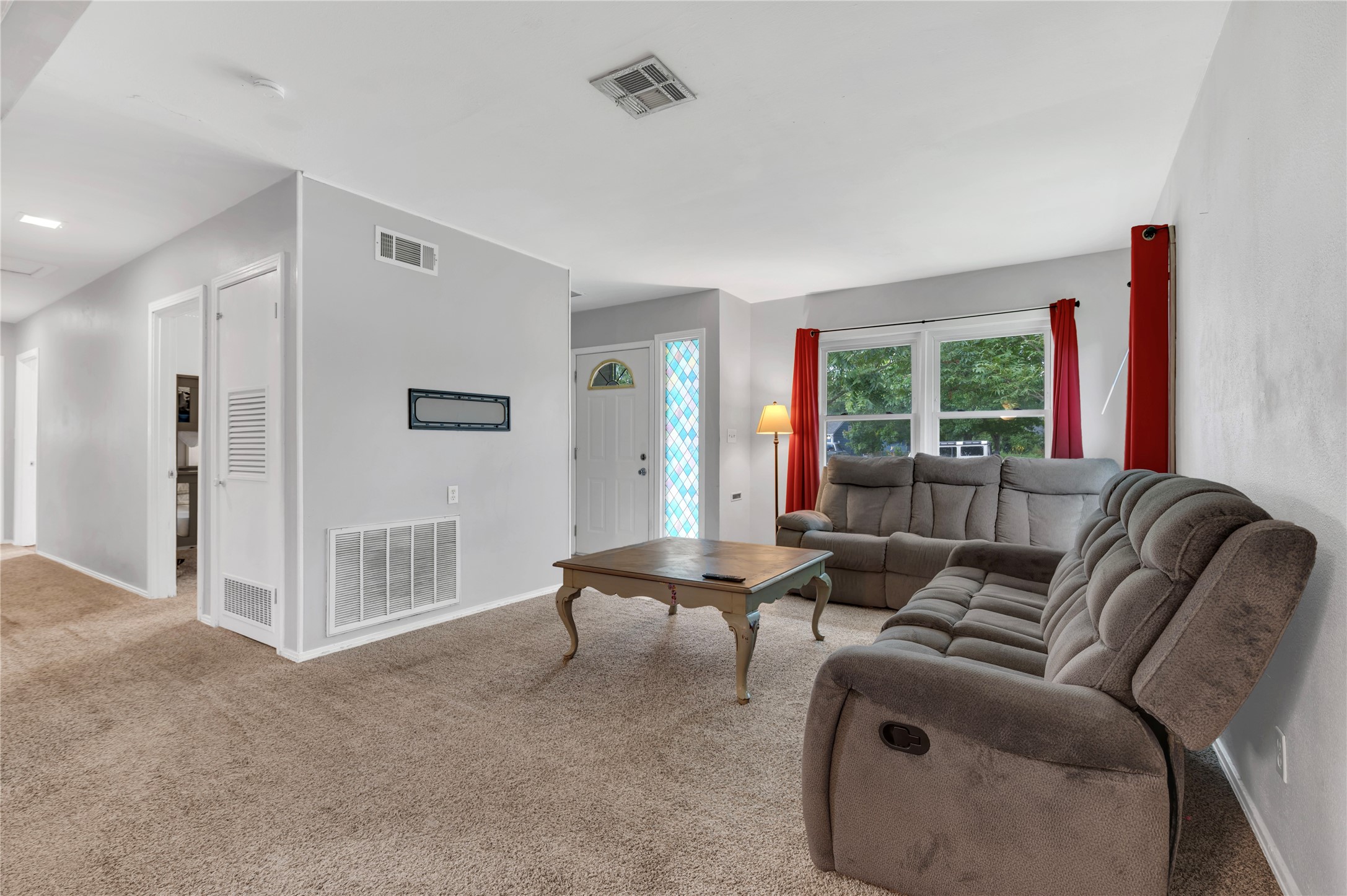 1226 14th Avenue N Property Photo 3