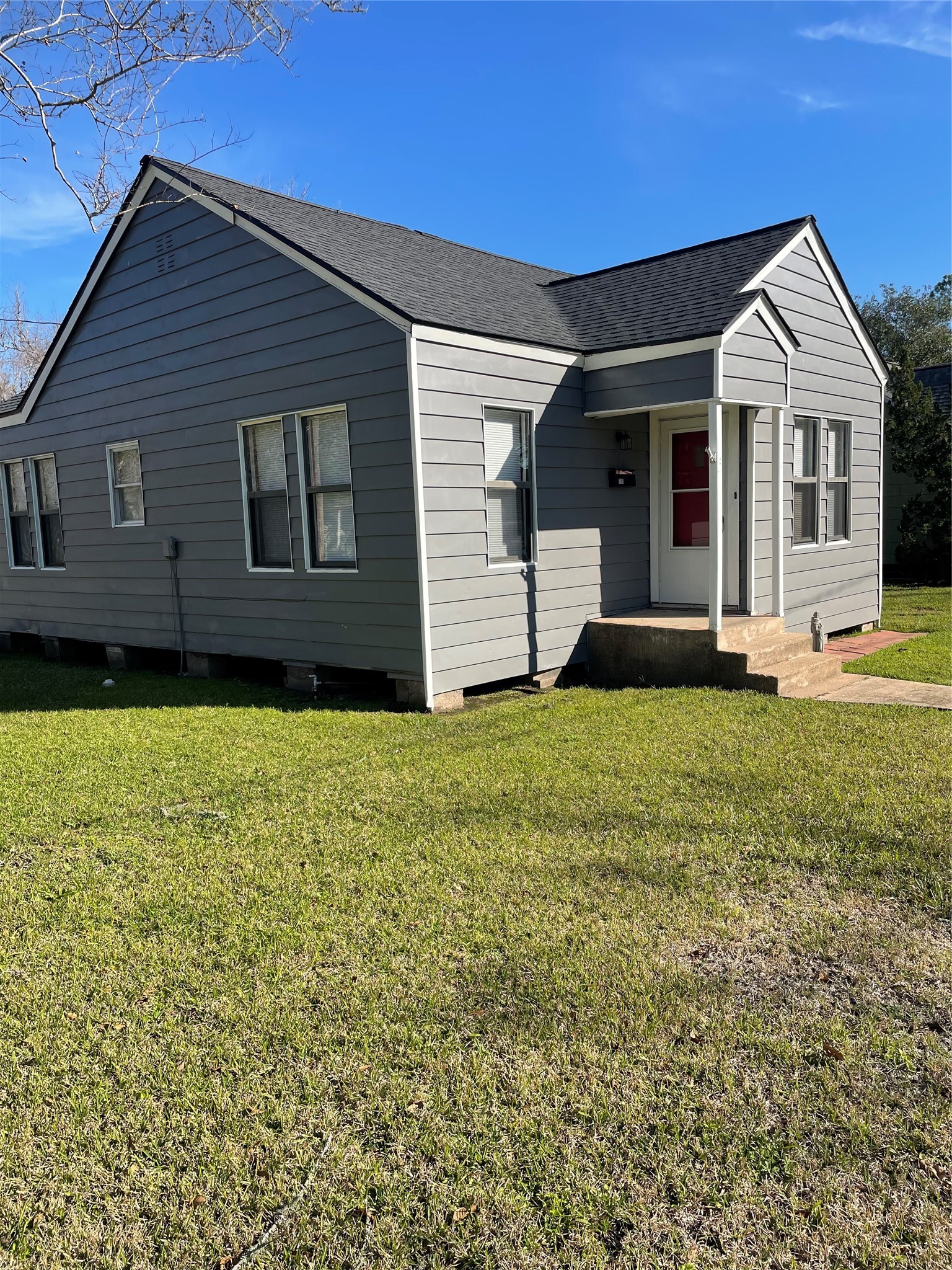 705 Cincinnati Street Property Photo 2